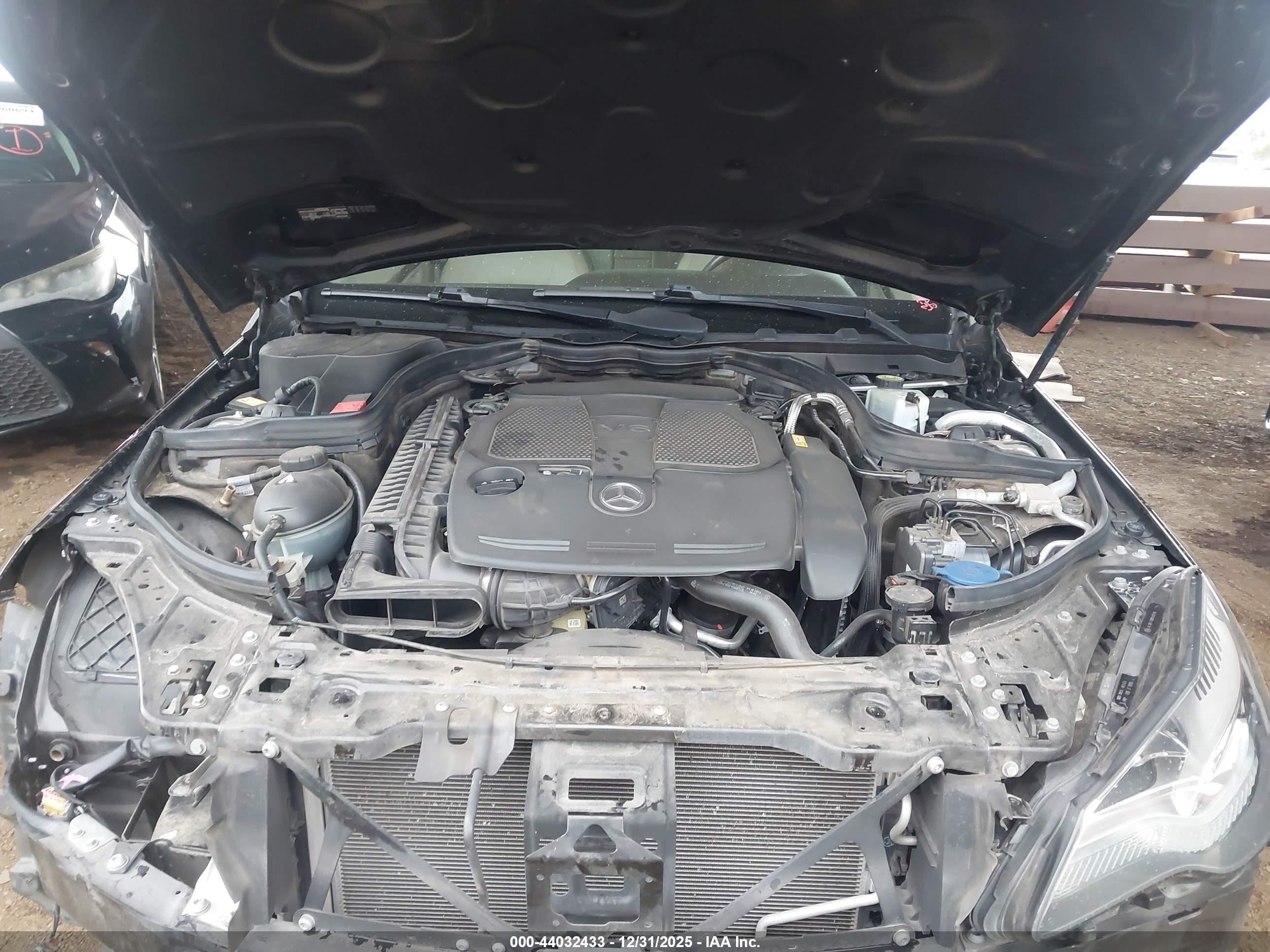 MERCEDES-BENZ E image 10