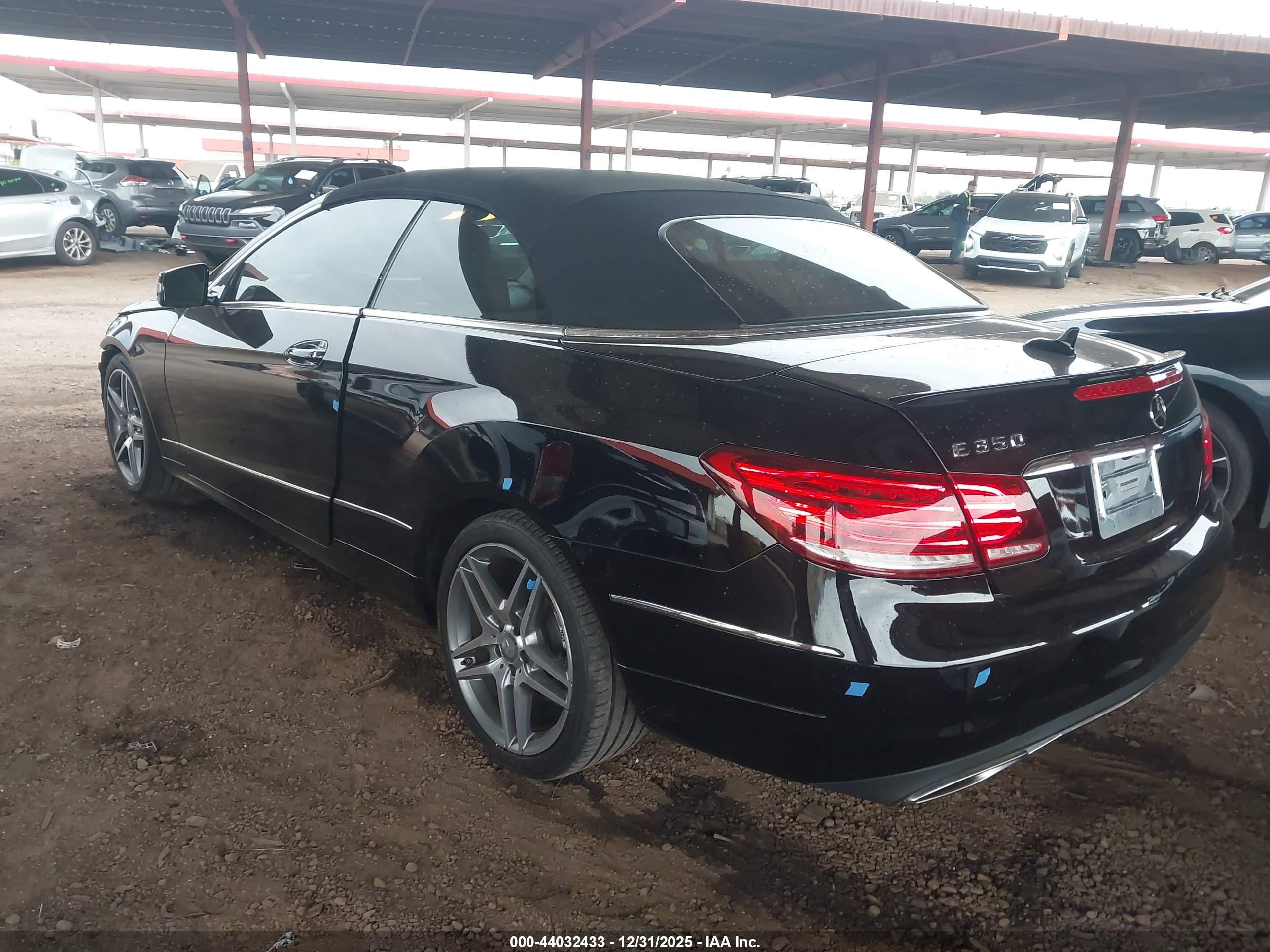 MERCEDES-BENZ E image 3