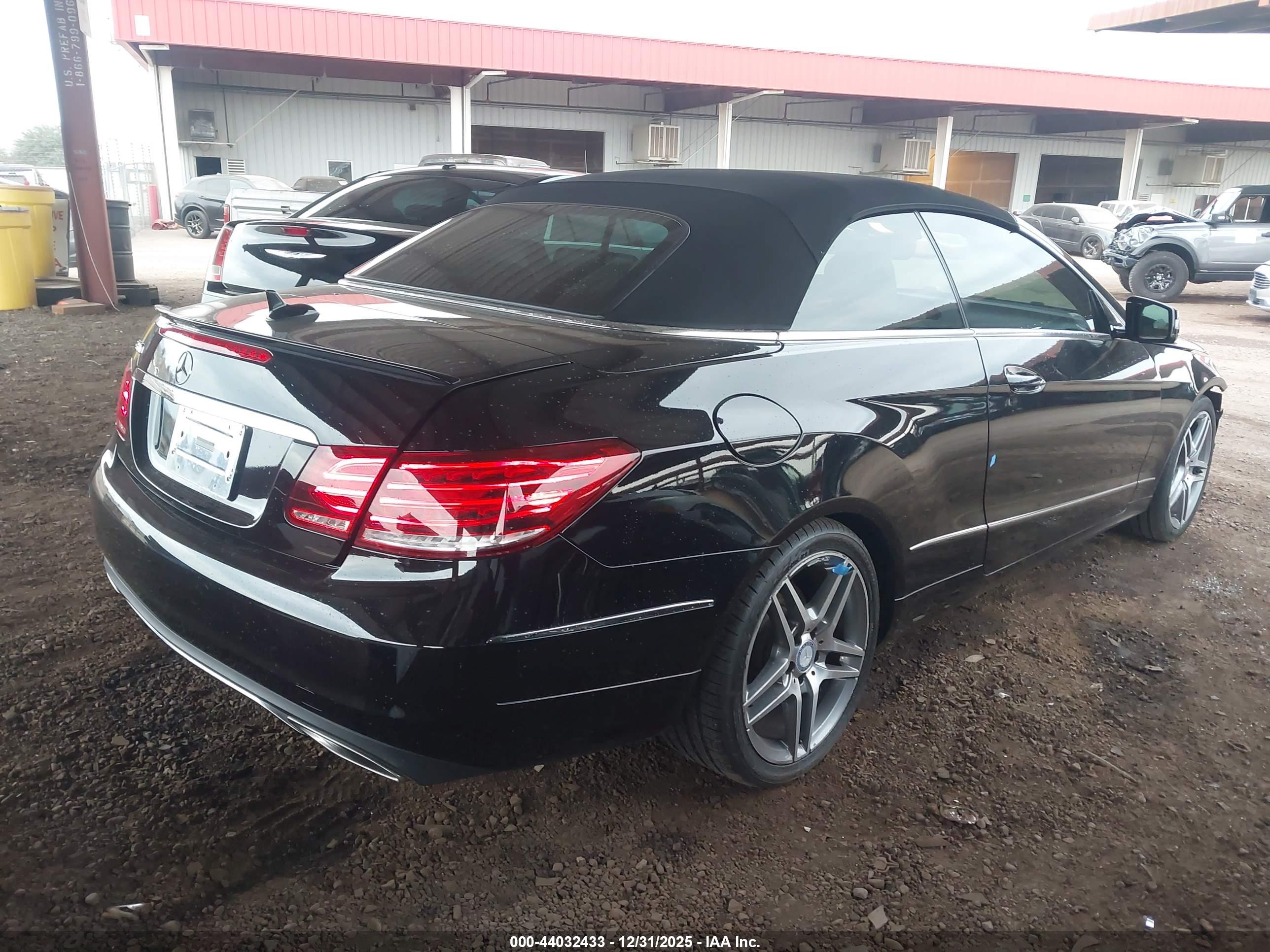 MERCEDES-BENZ E image 4