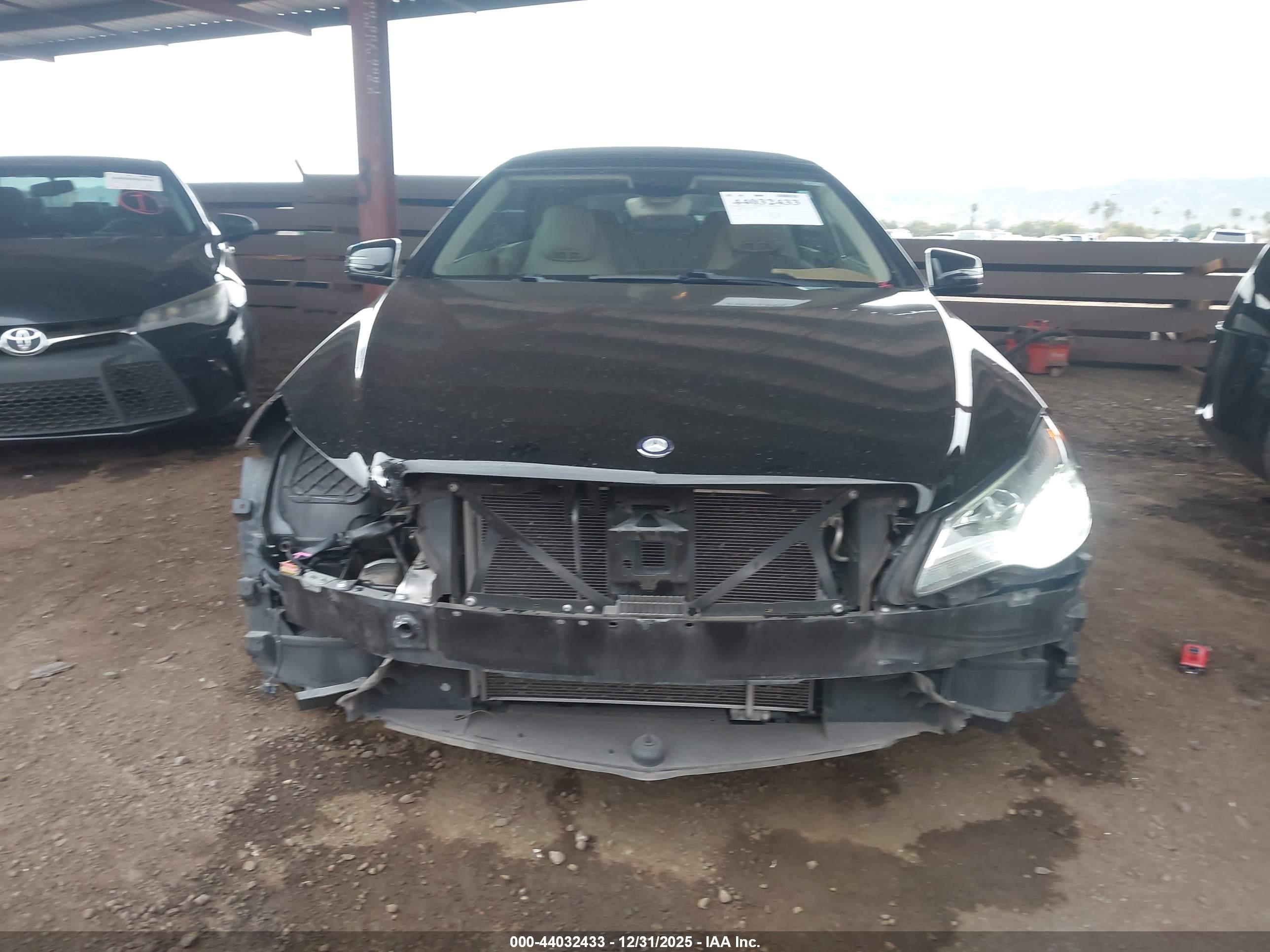 MERCEDES-BENZ E image 6