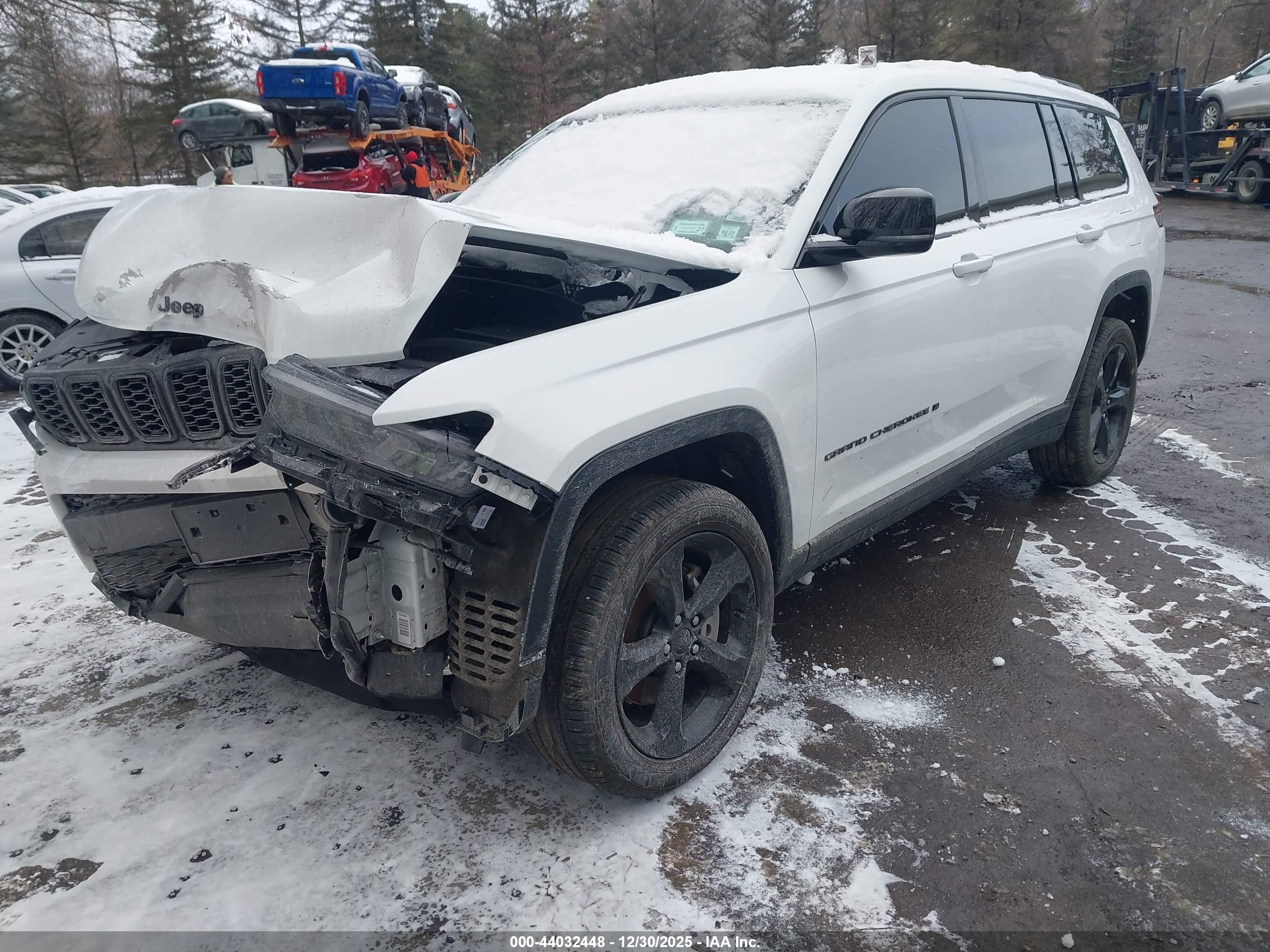 JEEP GRAND image 2