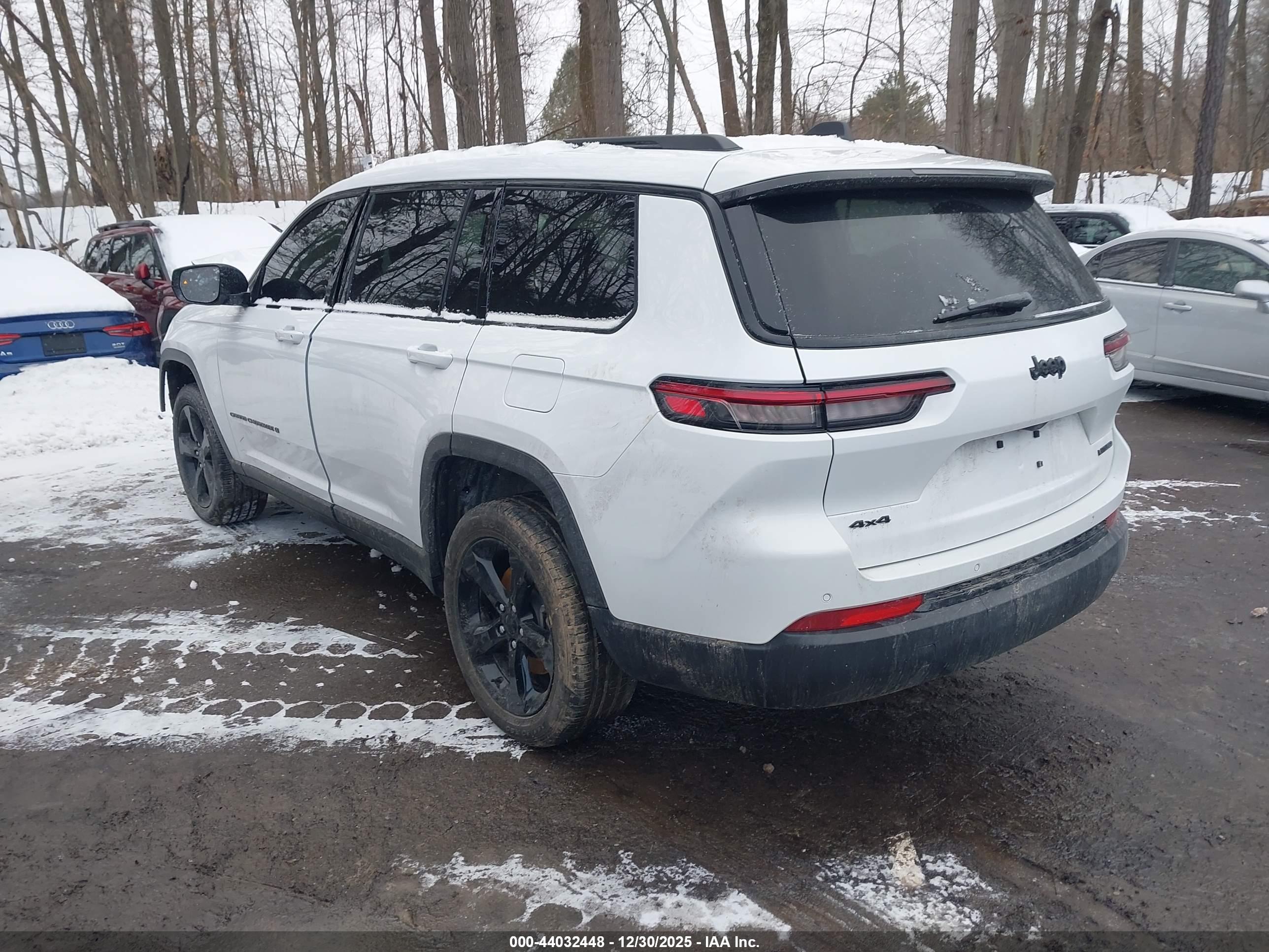 JEEP GRAND image 3