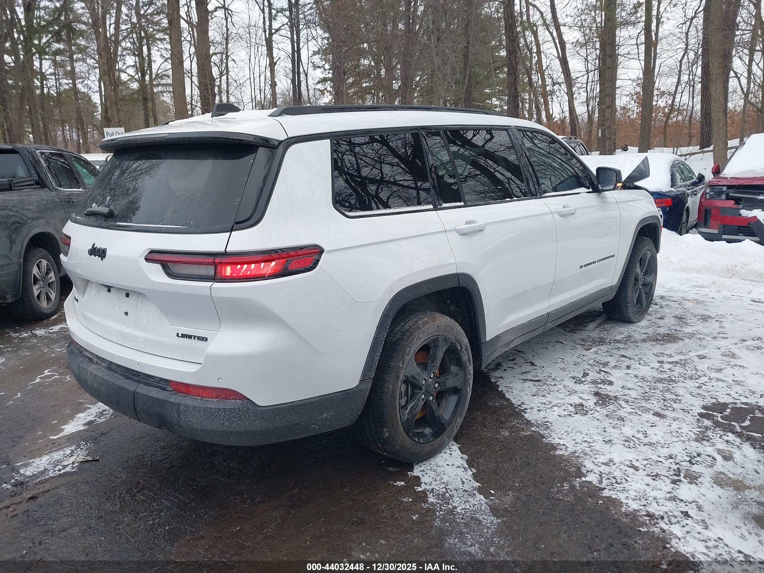 JEEP GRAND image 4