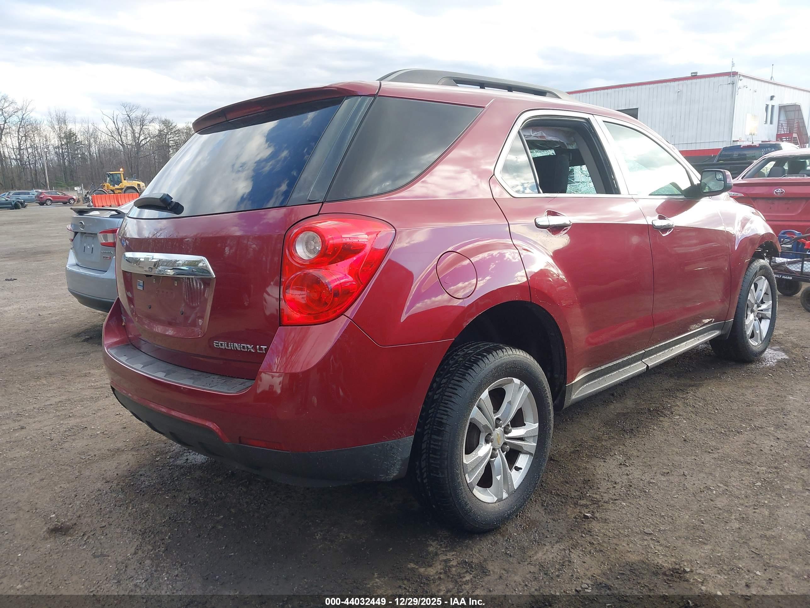 CHEVROLET EQUINOX image 4