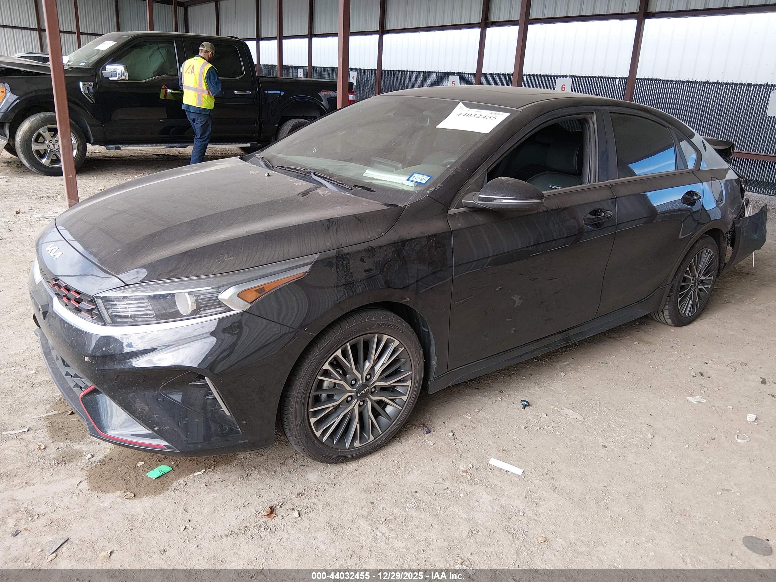 KIA FORTE image 2