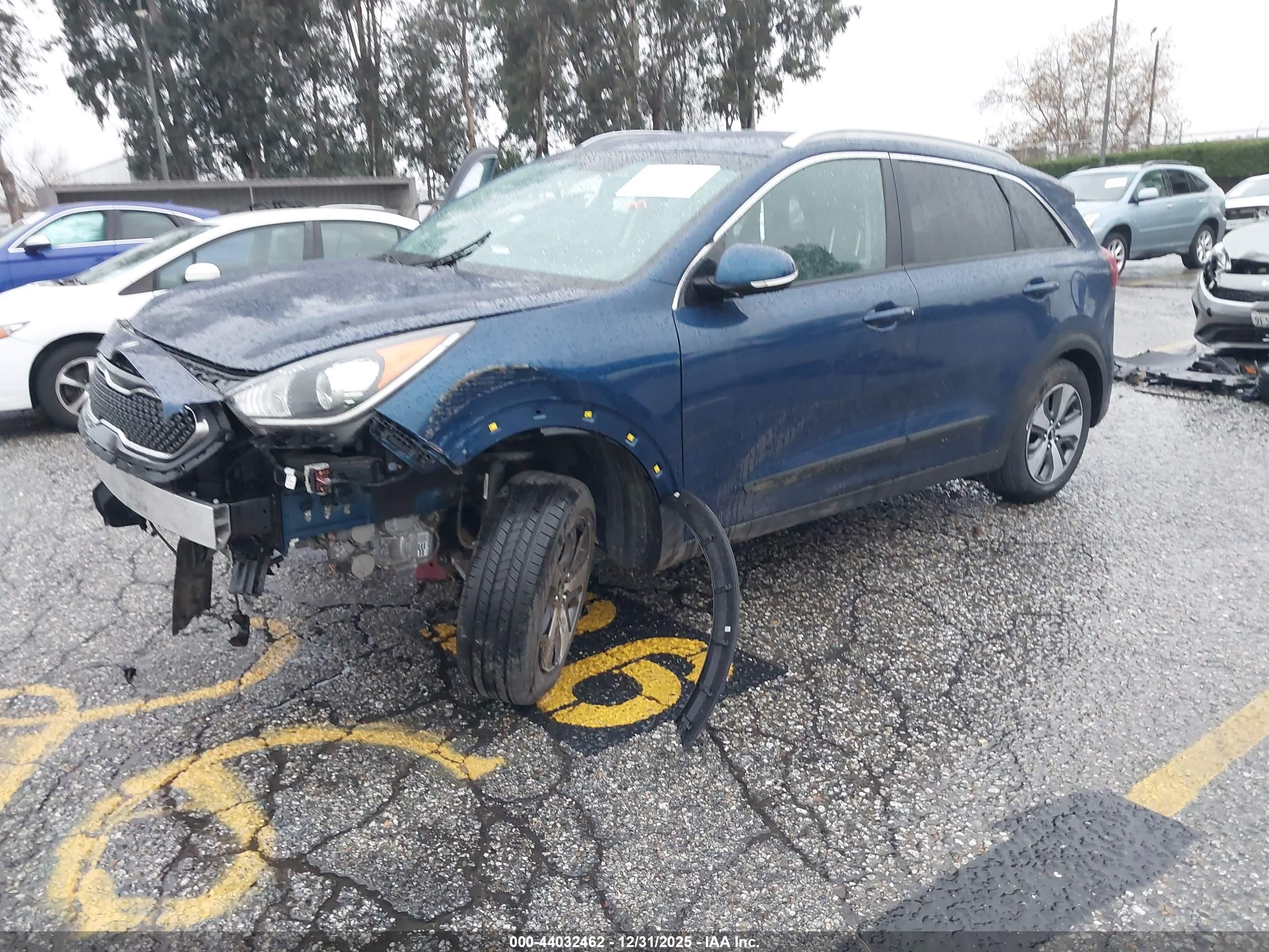 KIA NIRO image 2