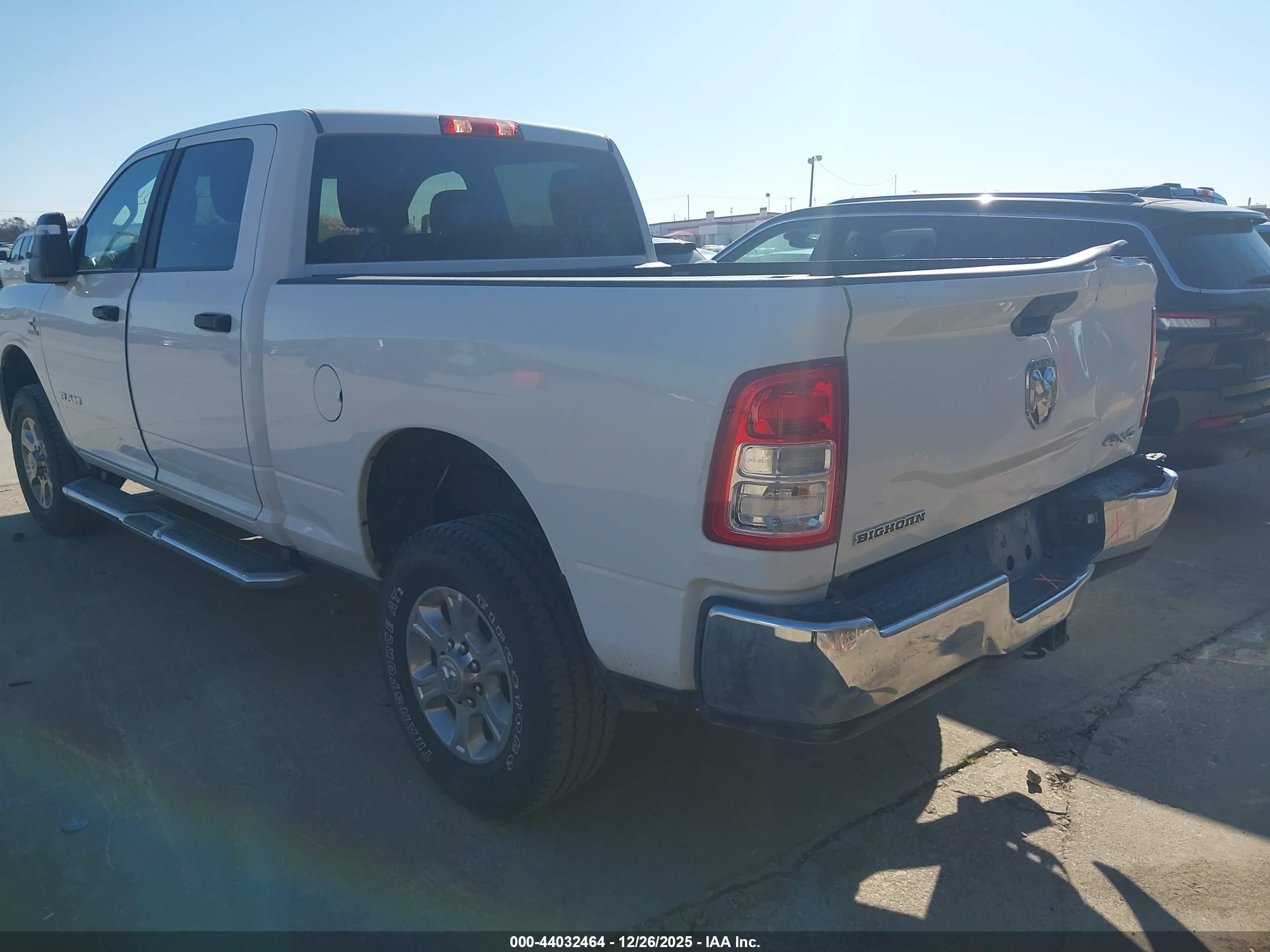 RAM 2500 image 3