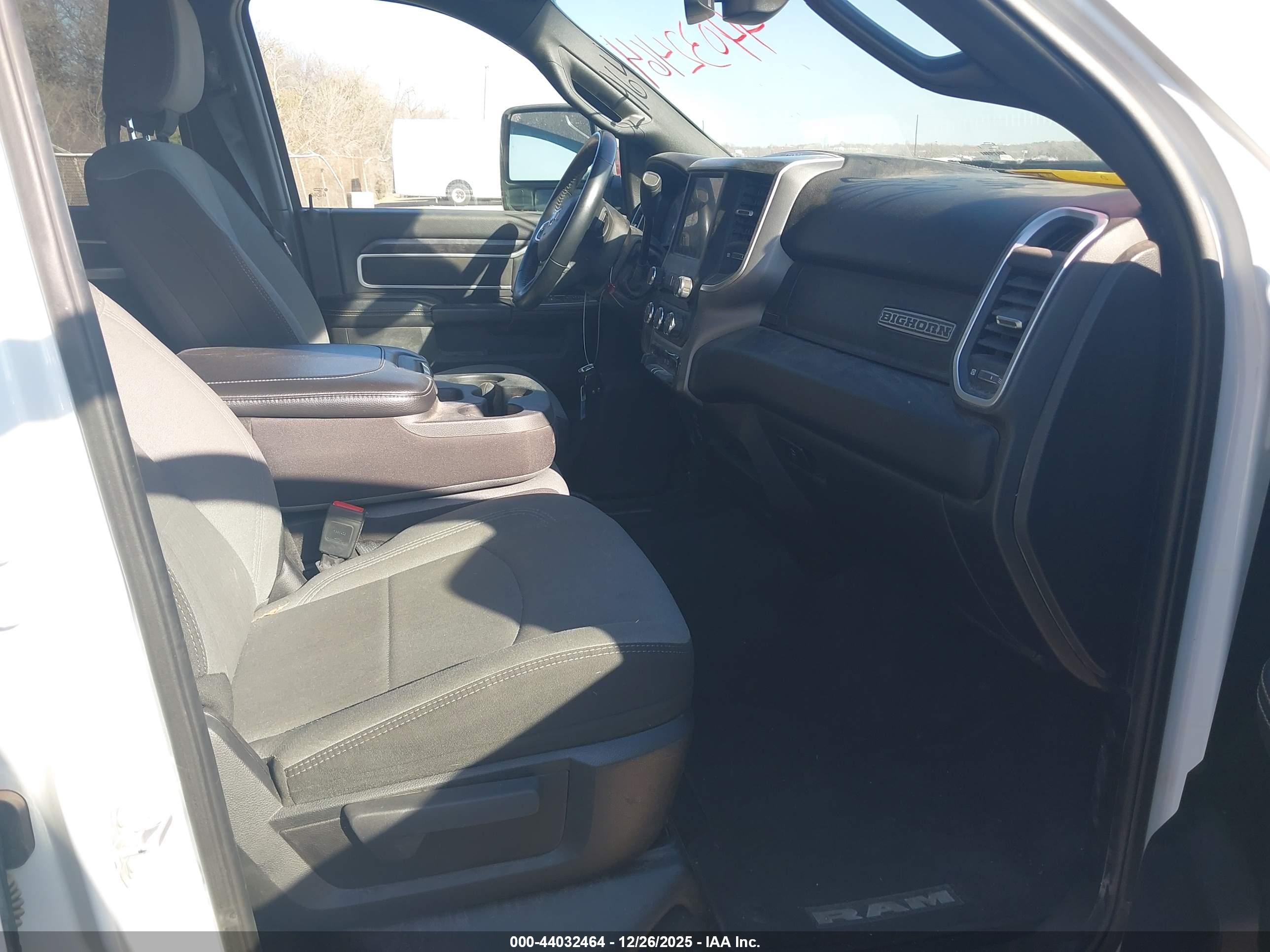 RAM 2500 image 5