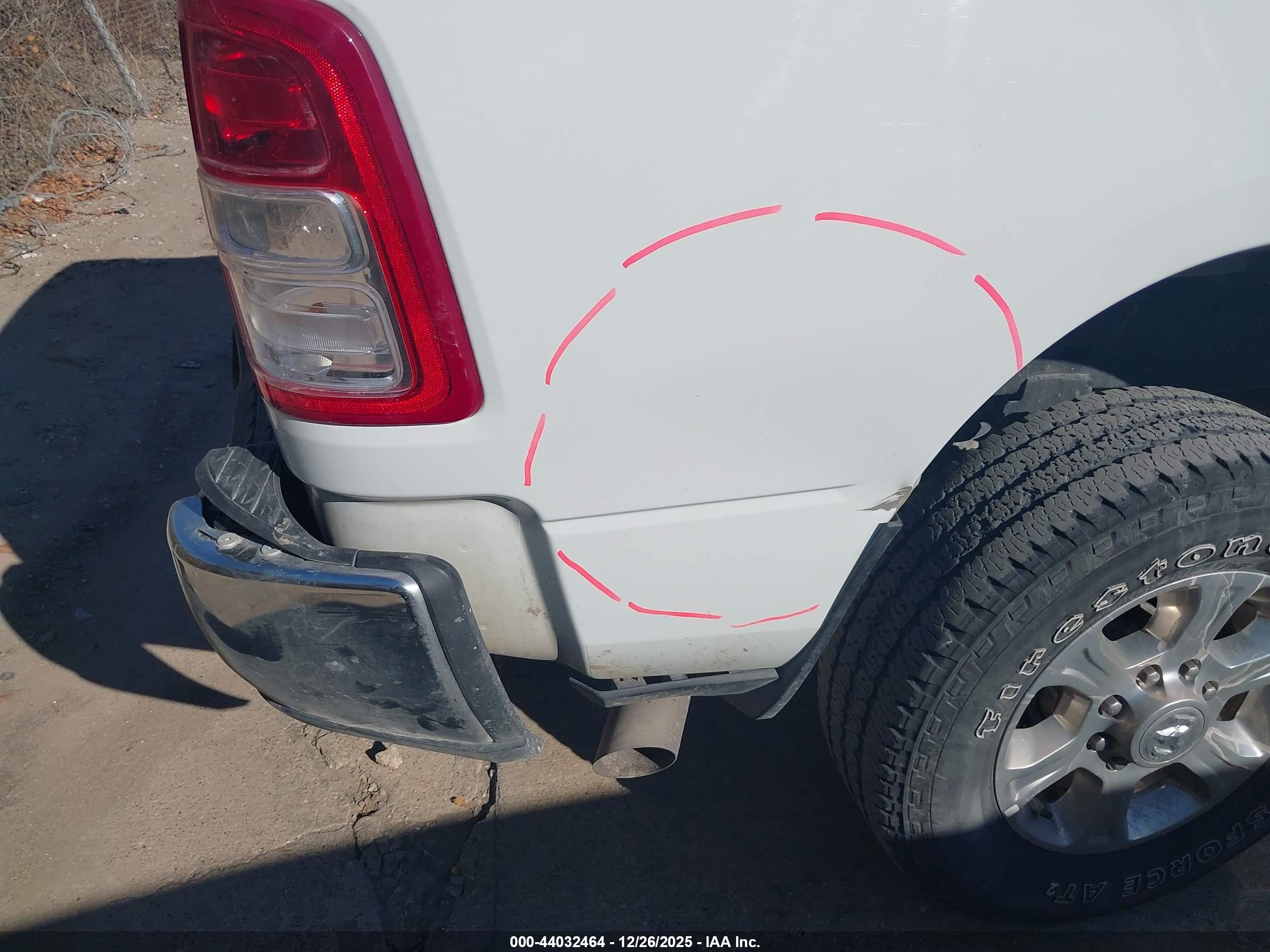 RAM 2500 image 6