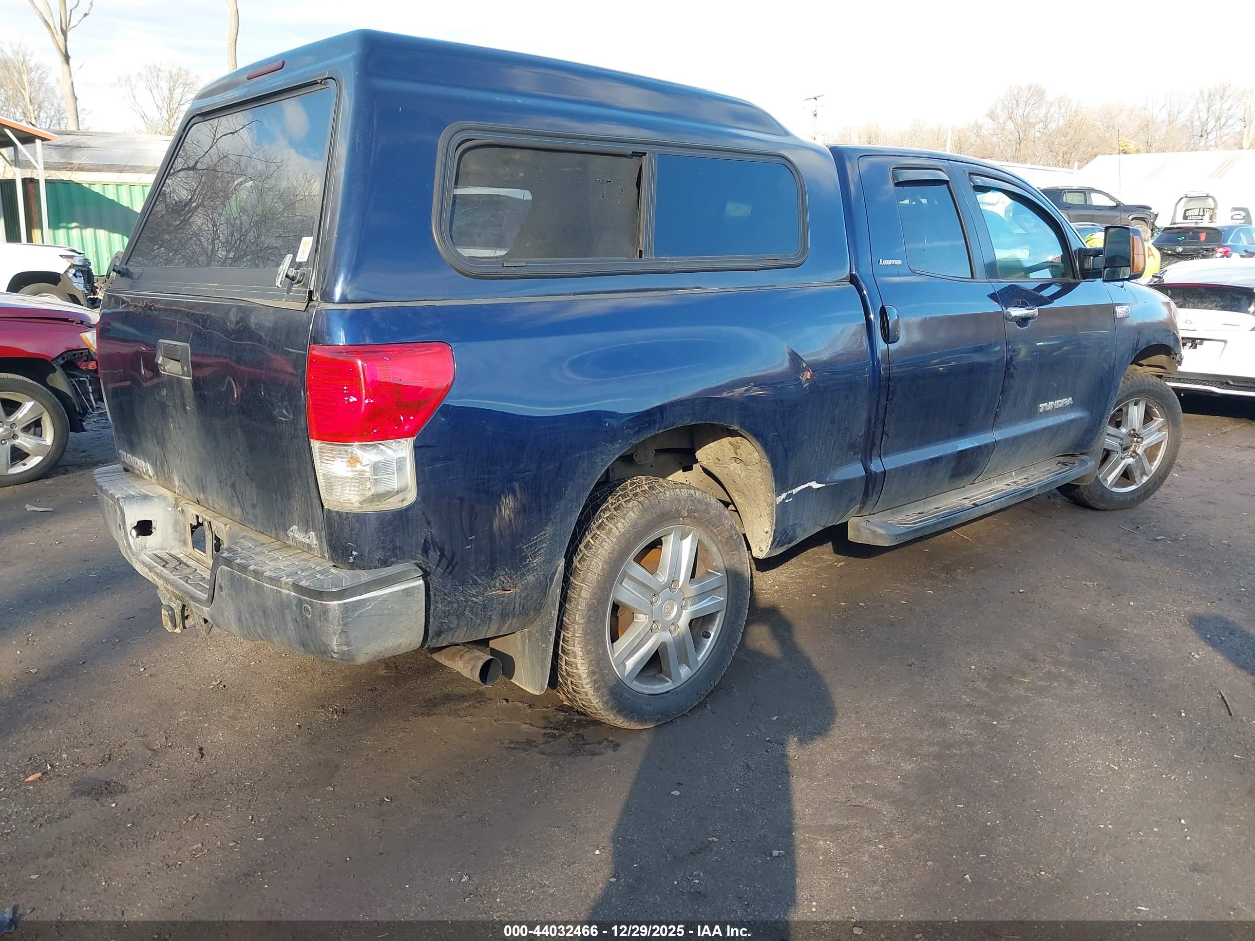 TOYOTA TUNDRA image 4