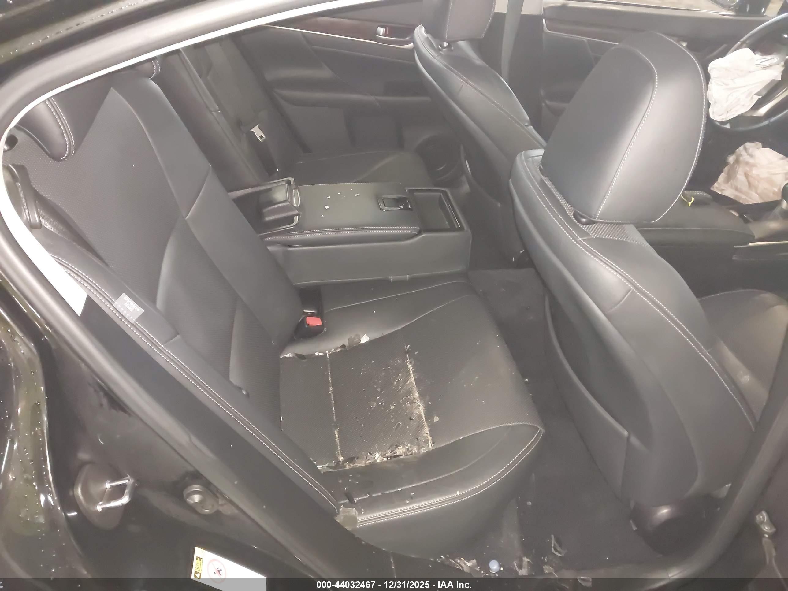 LEXUS GS image 8