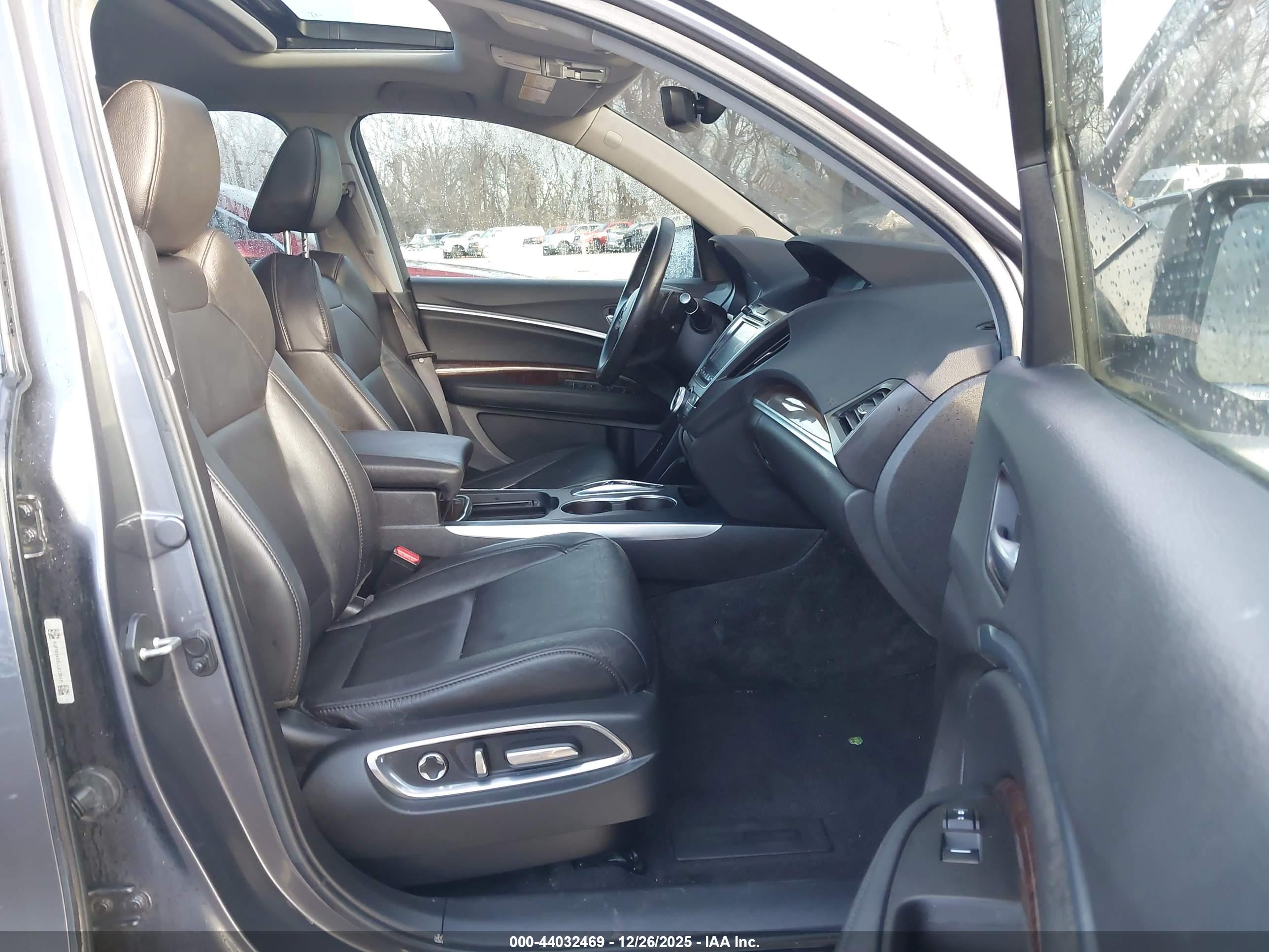 ACURA MDX image 5