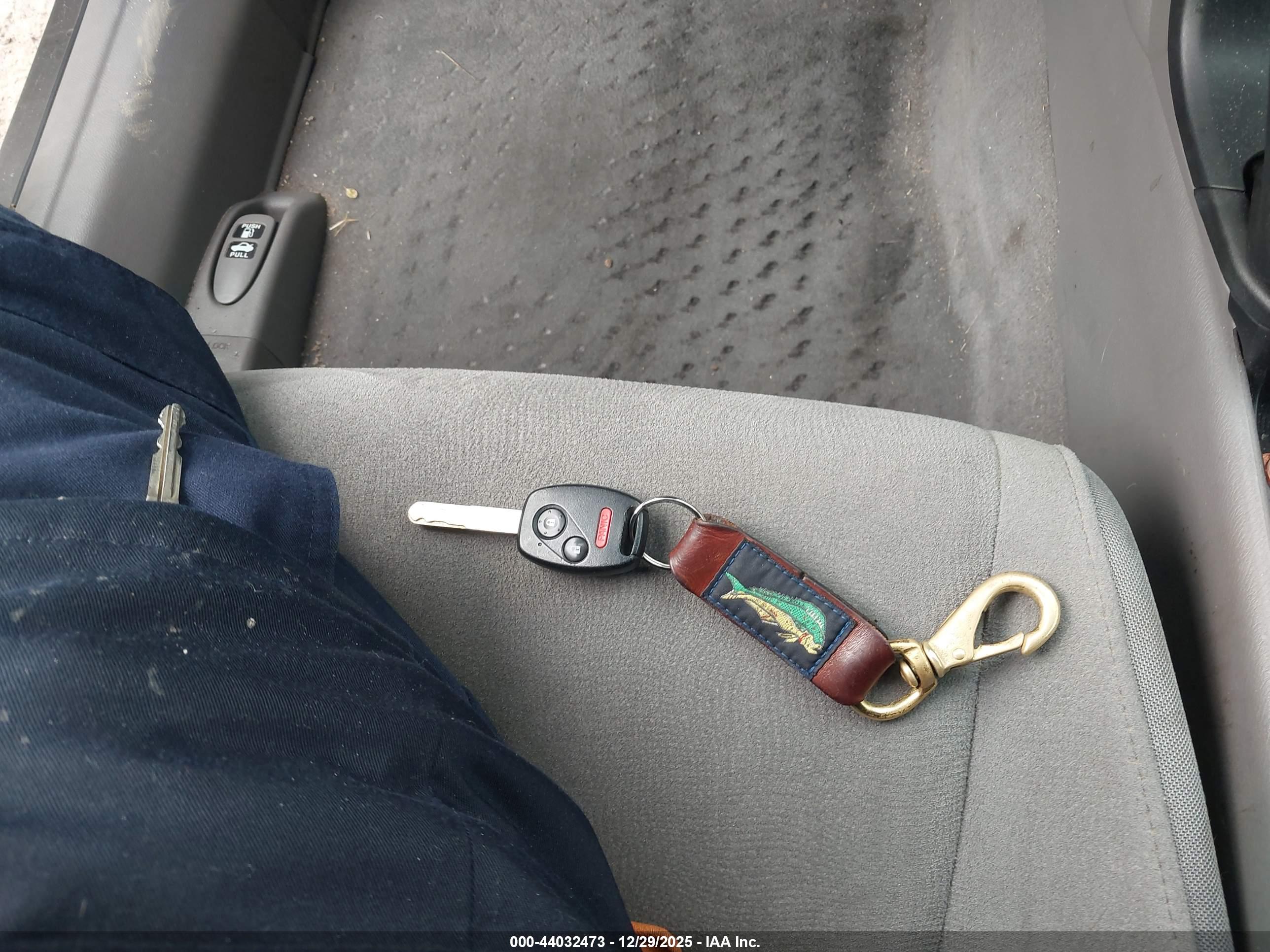 HONDA CIVIC image 11