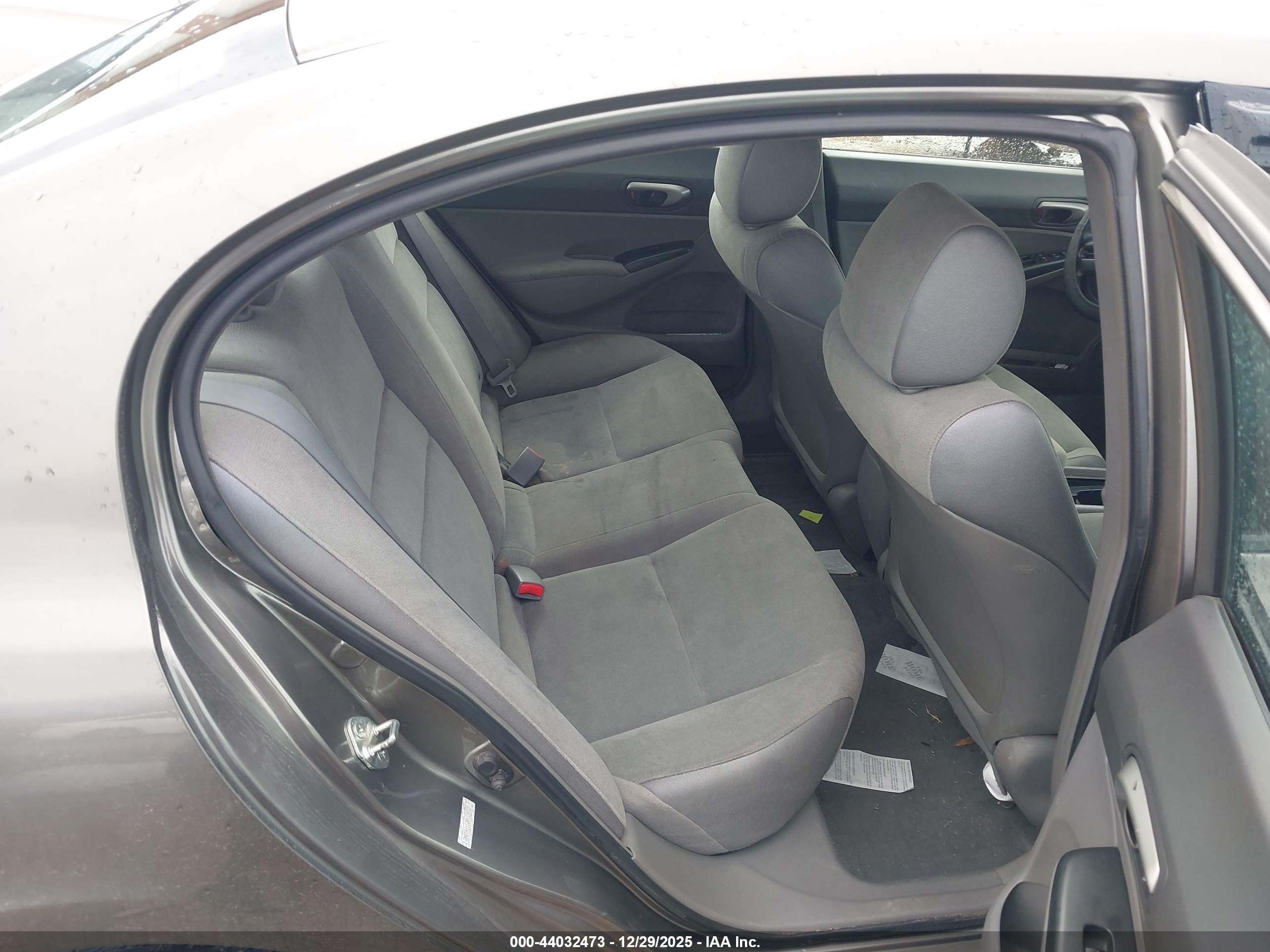 HONDA CIVIC image 8