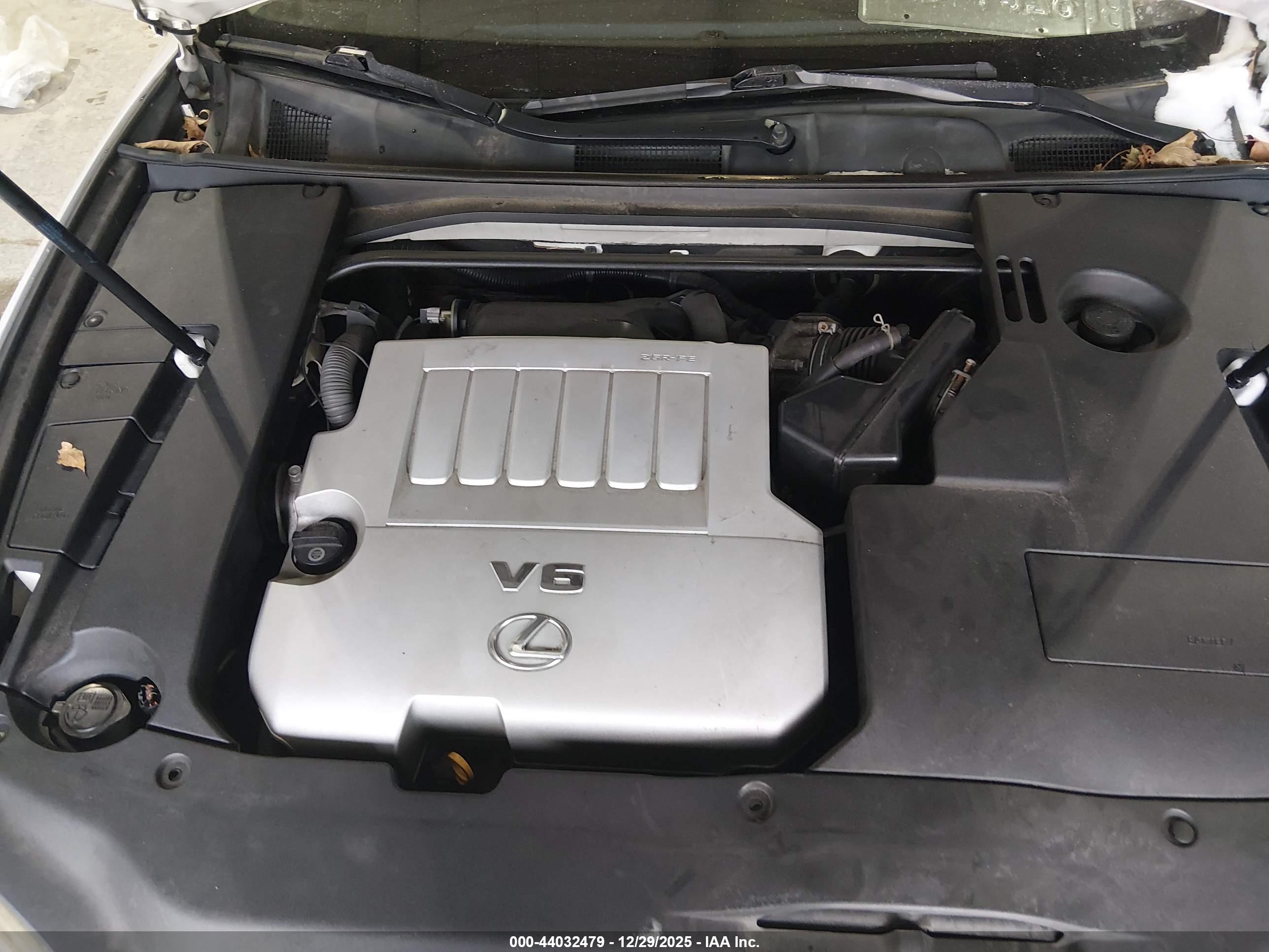 LEXUS ES image 10