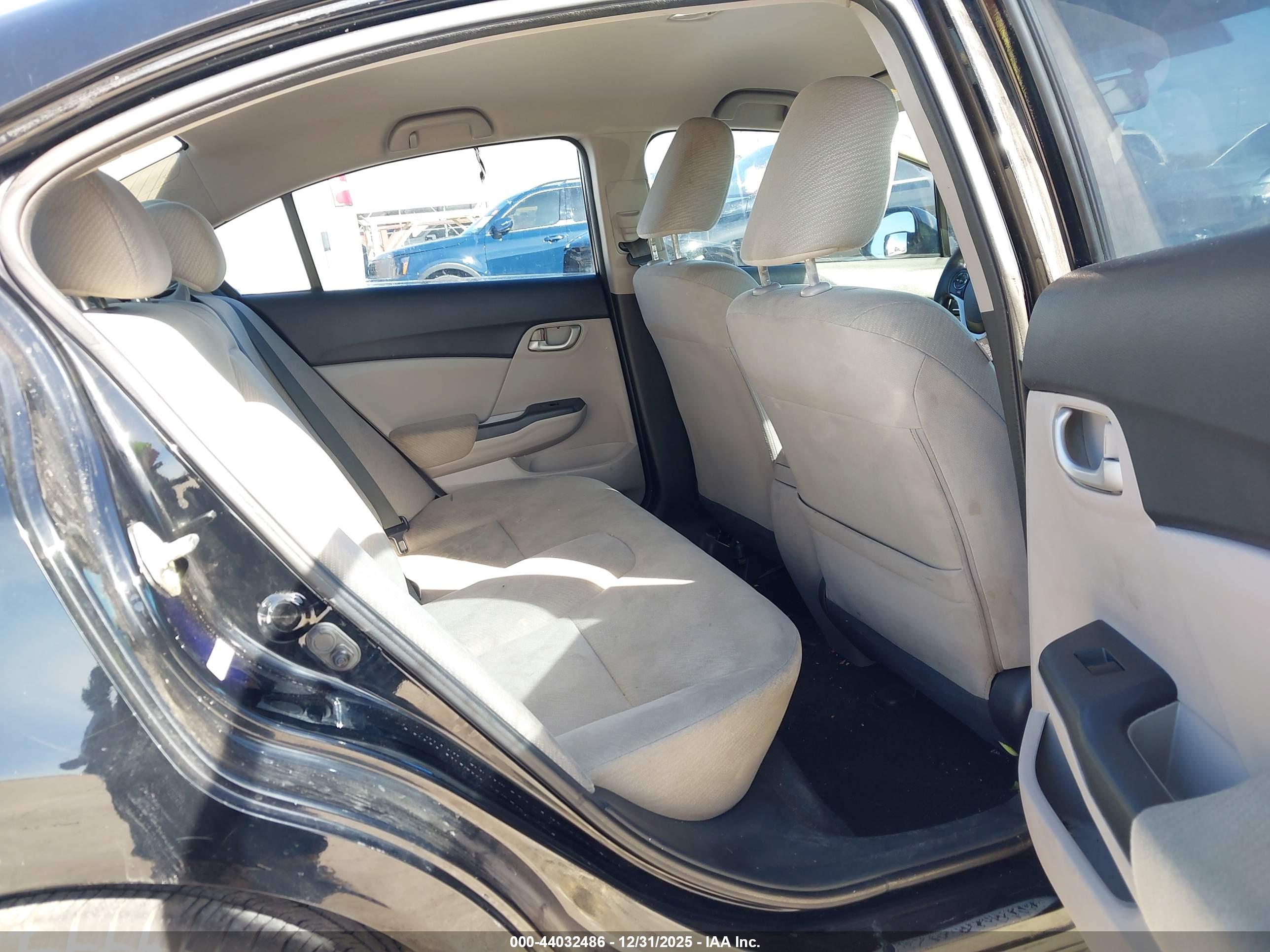 HONDA CIVIC image 8
