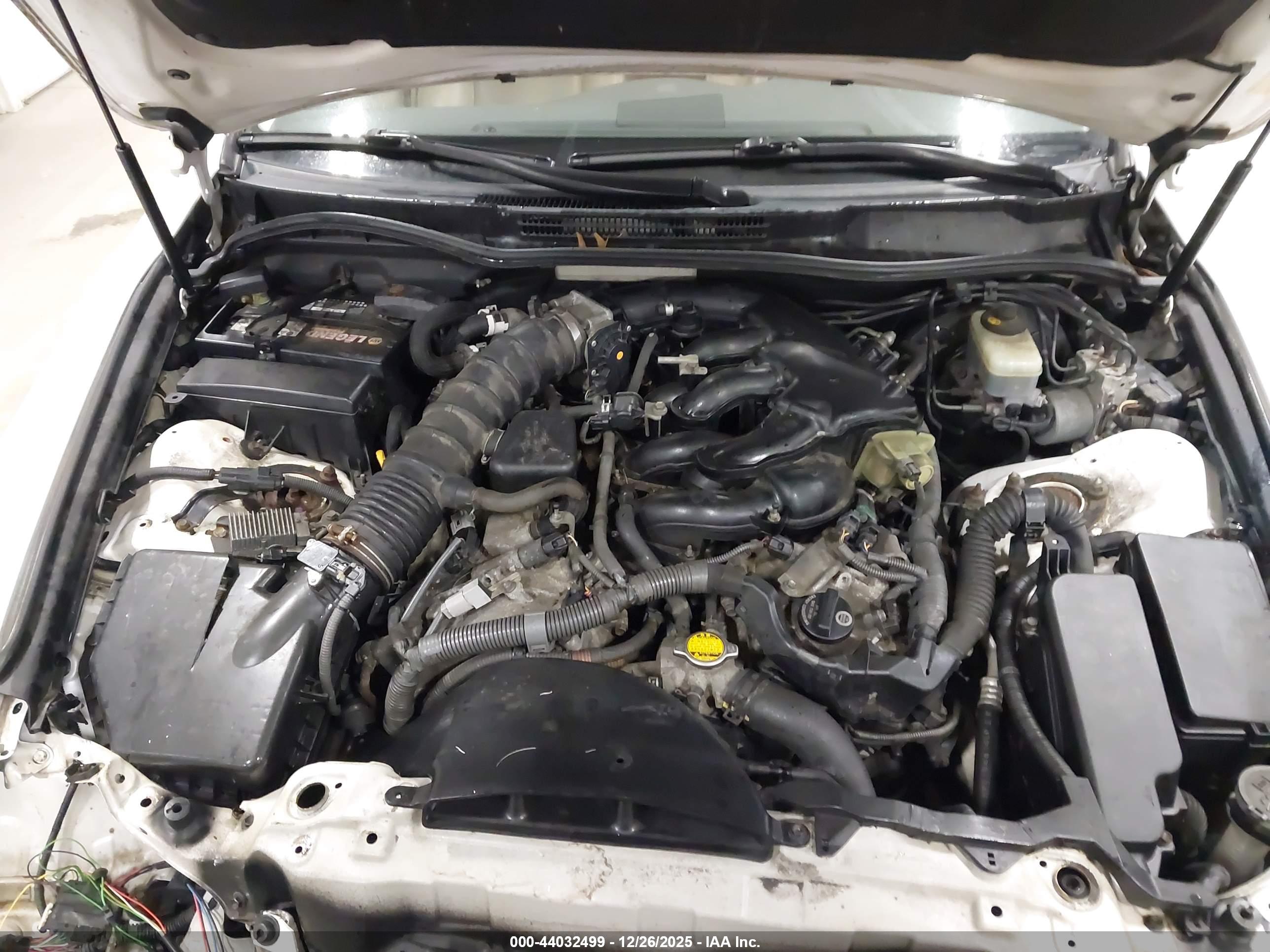 LEXUS IS image 10