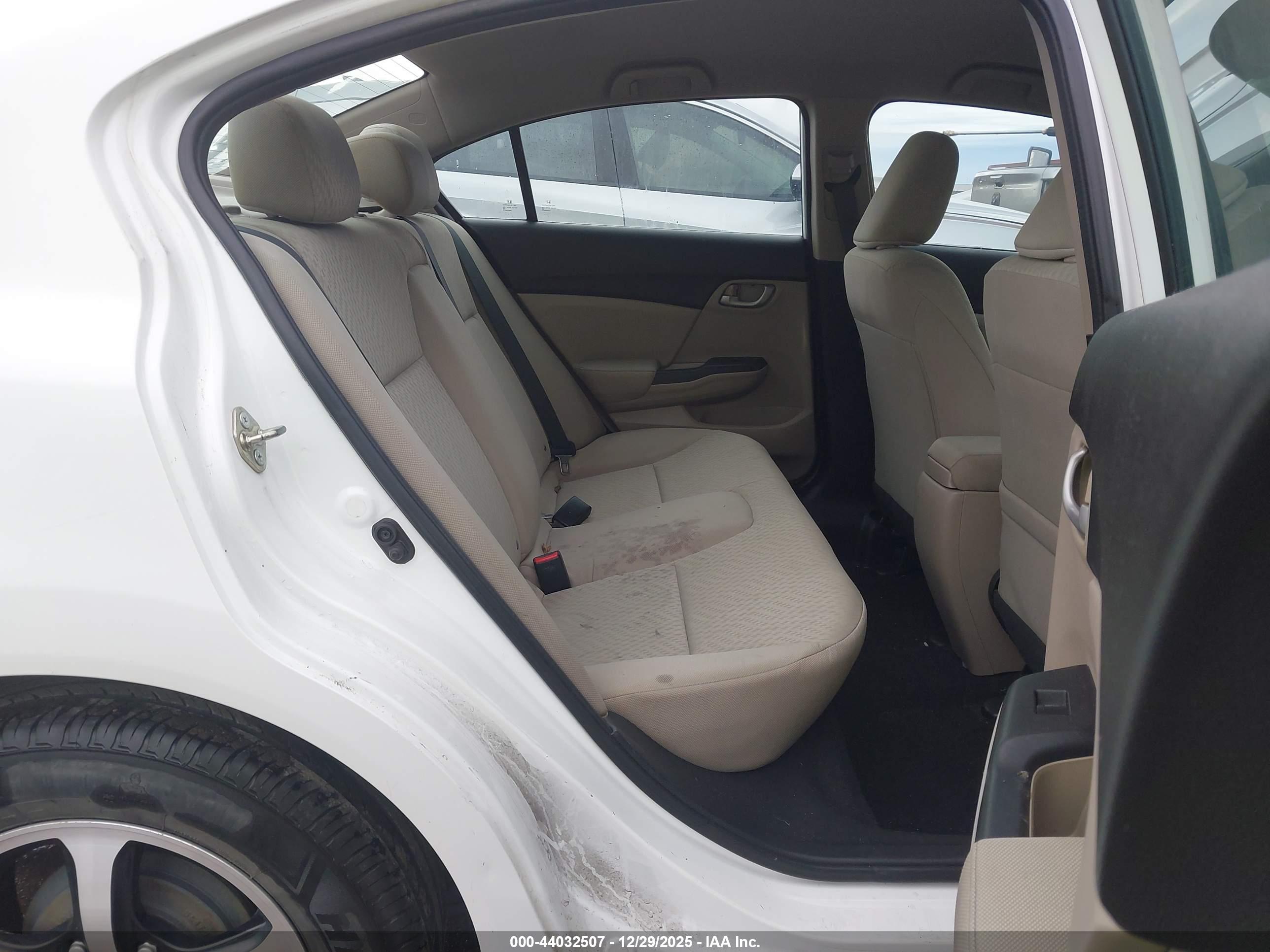 HONDA CIVIC image 8