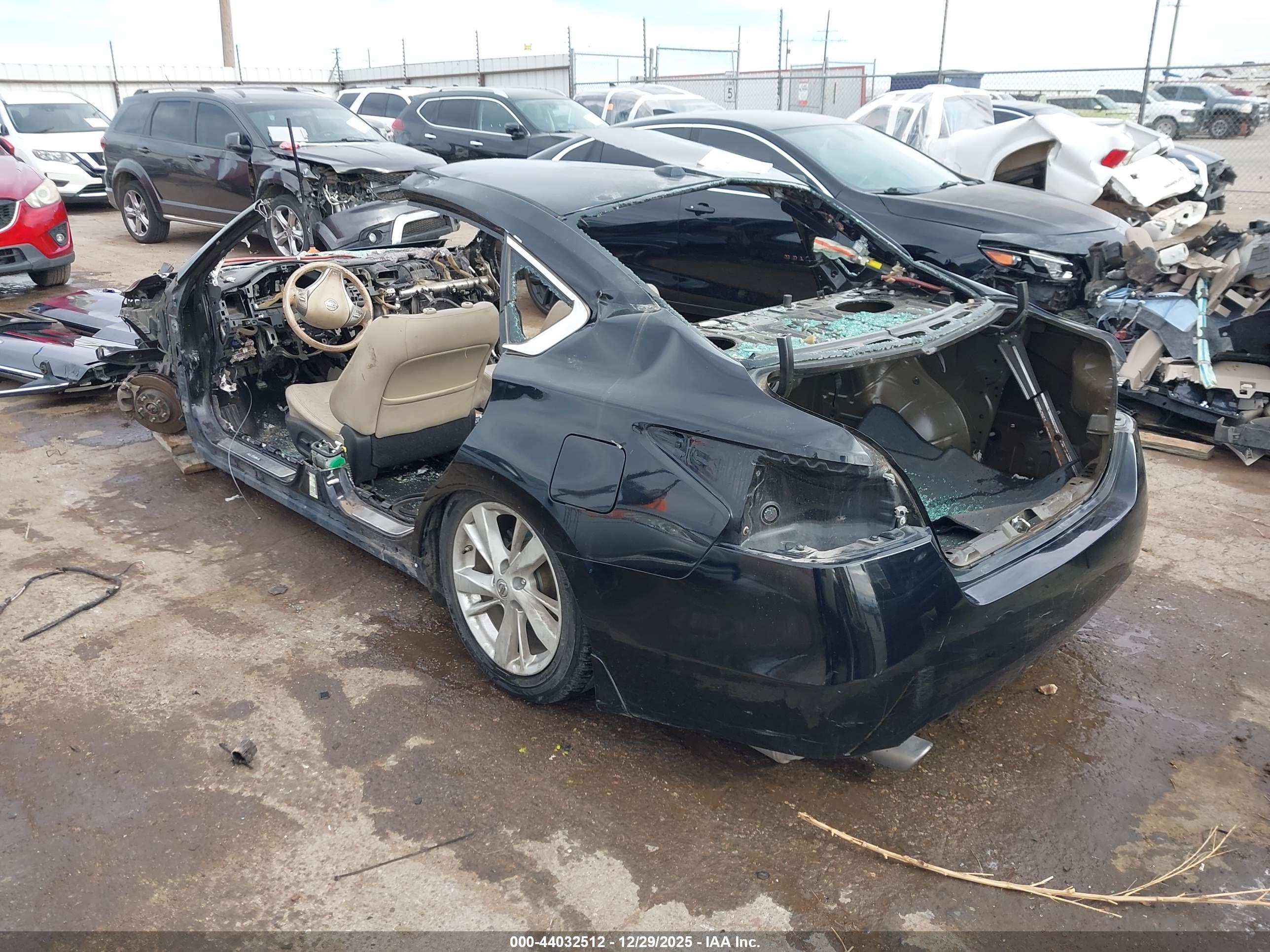 NISSAN ALTIMA image 3