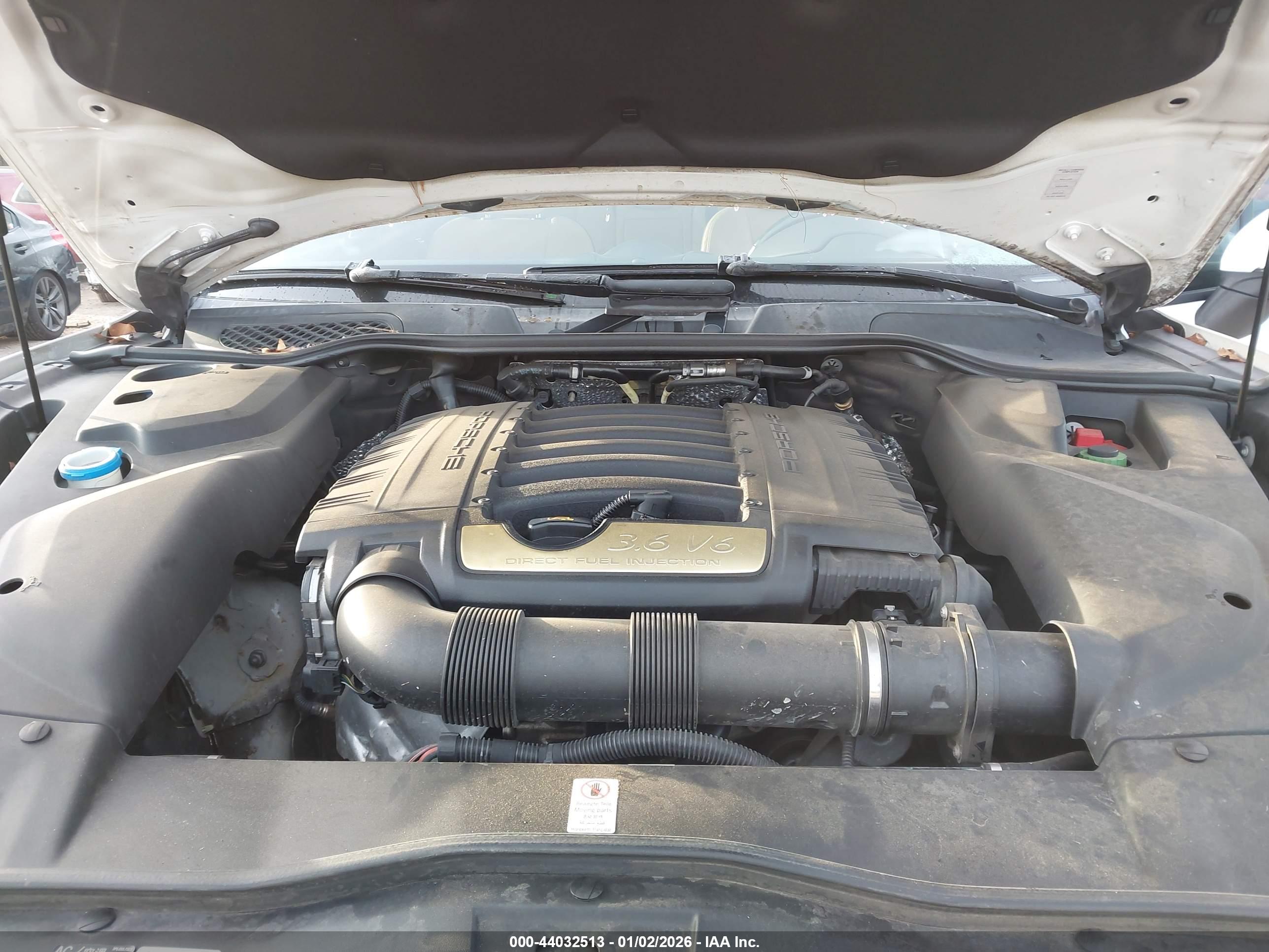 PORSCHE CAYENNE image 10