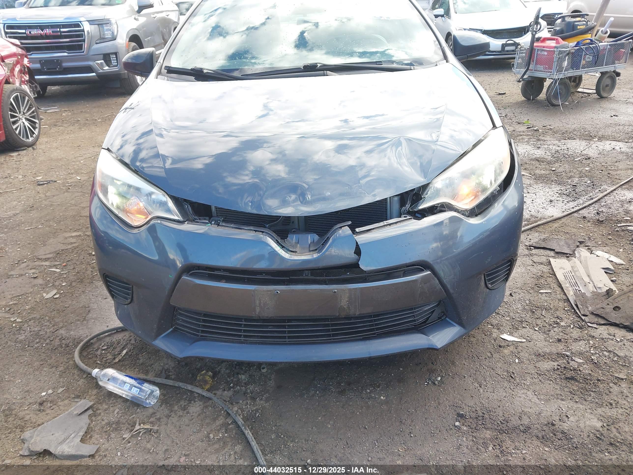TOYOTA COROLLA image 6