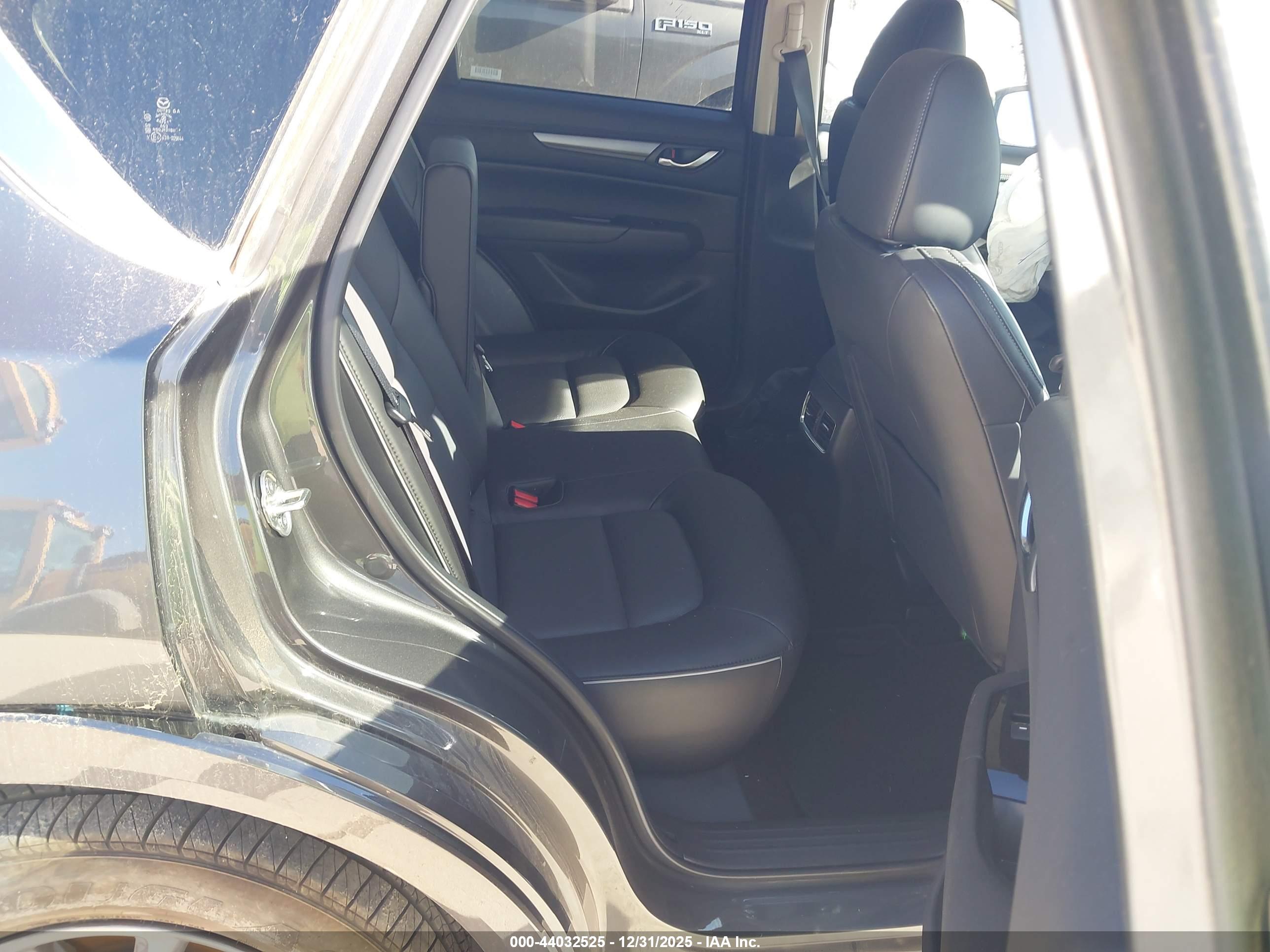 MAZDA CX-5 image 8