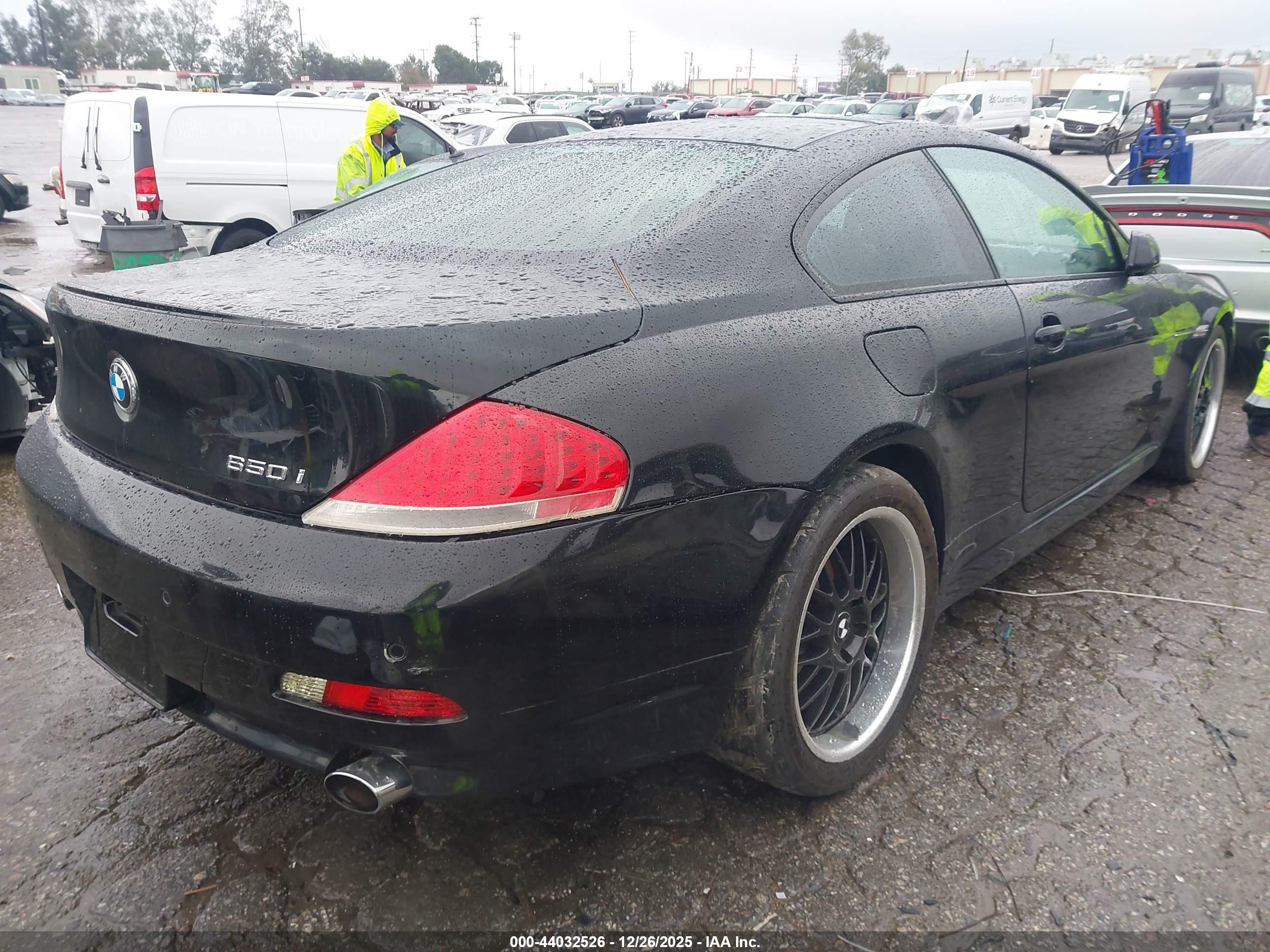 BMW 650I image 4