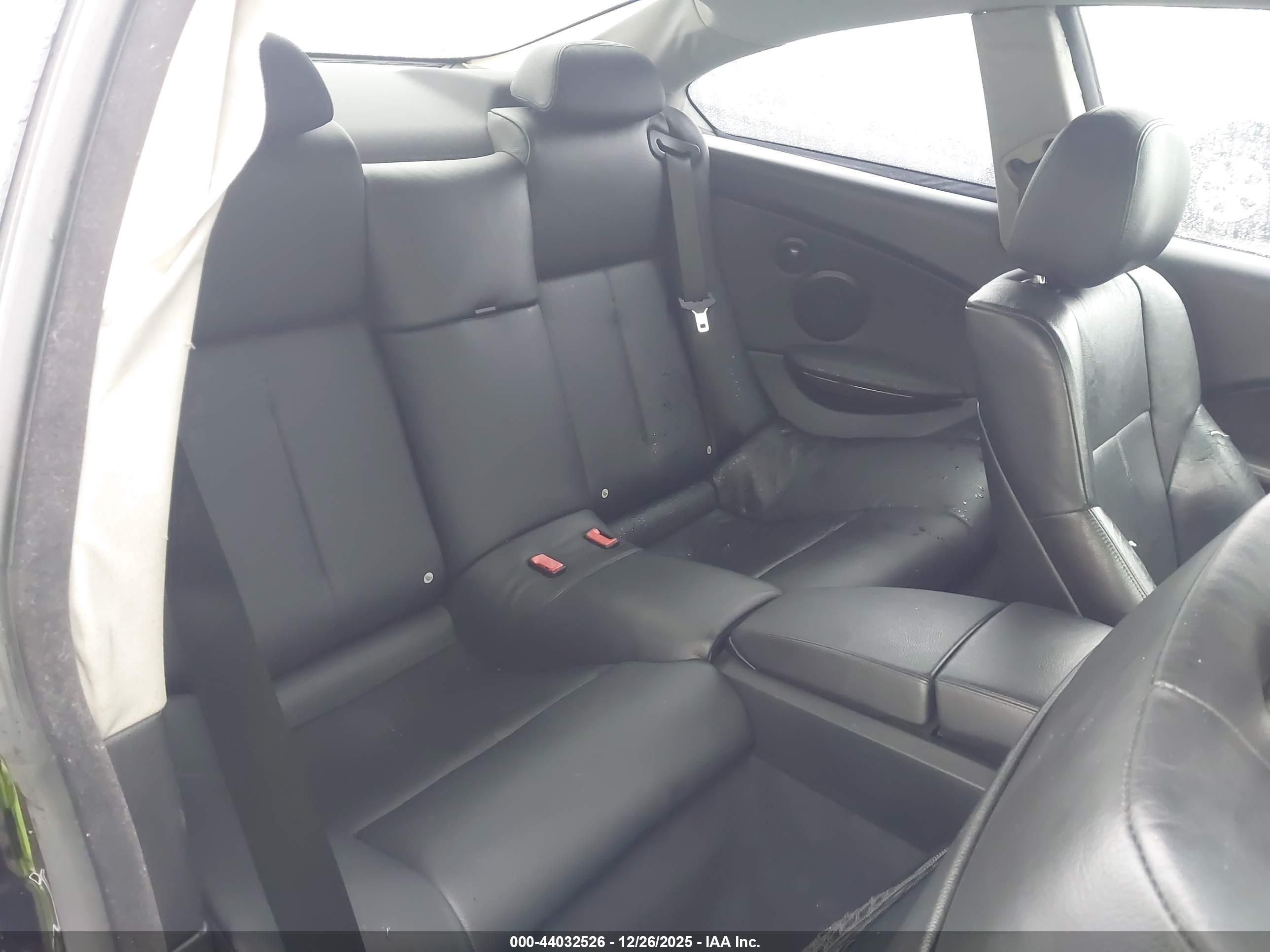 BMW 650I image 8