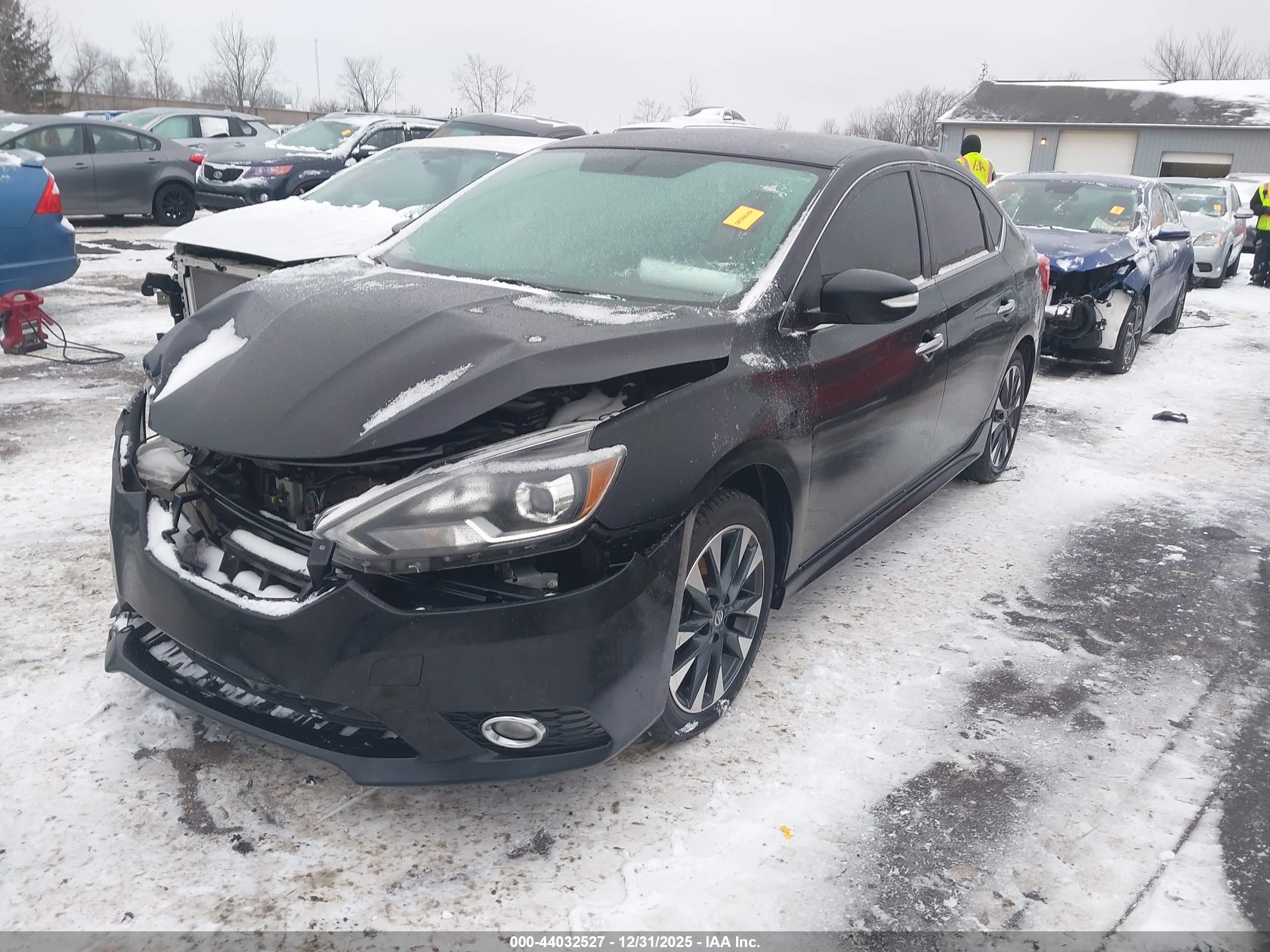 NISSAN SENTRA image 2