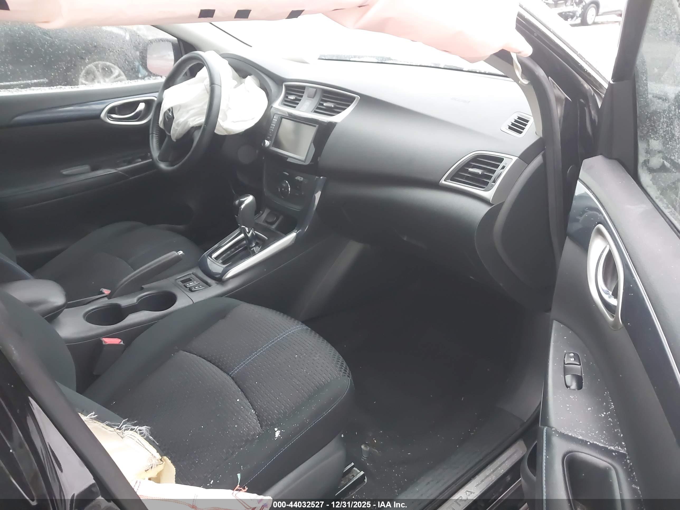 NISSAN SENTRA image 5