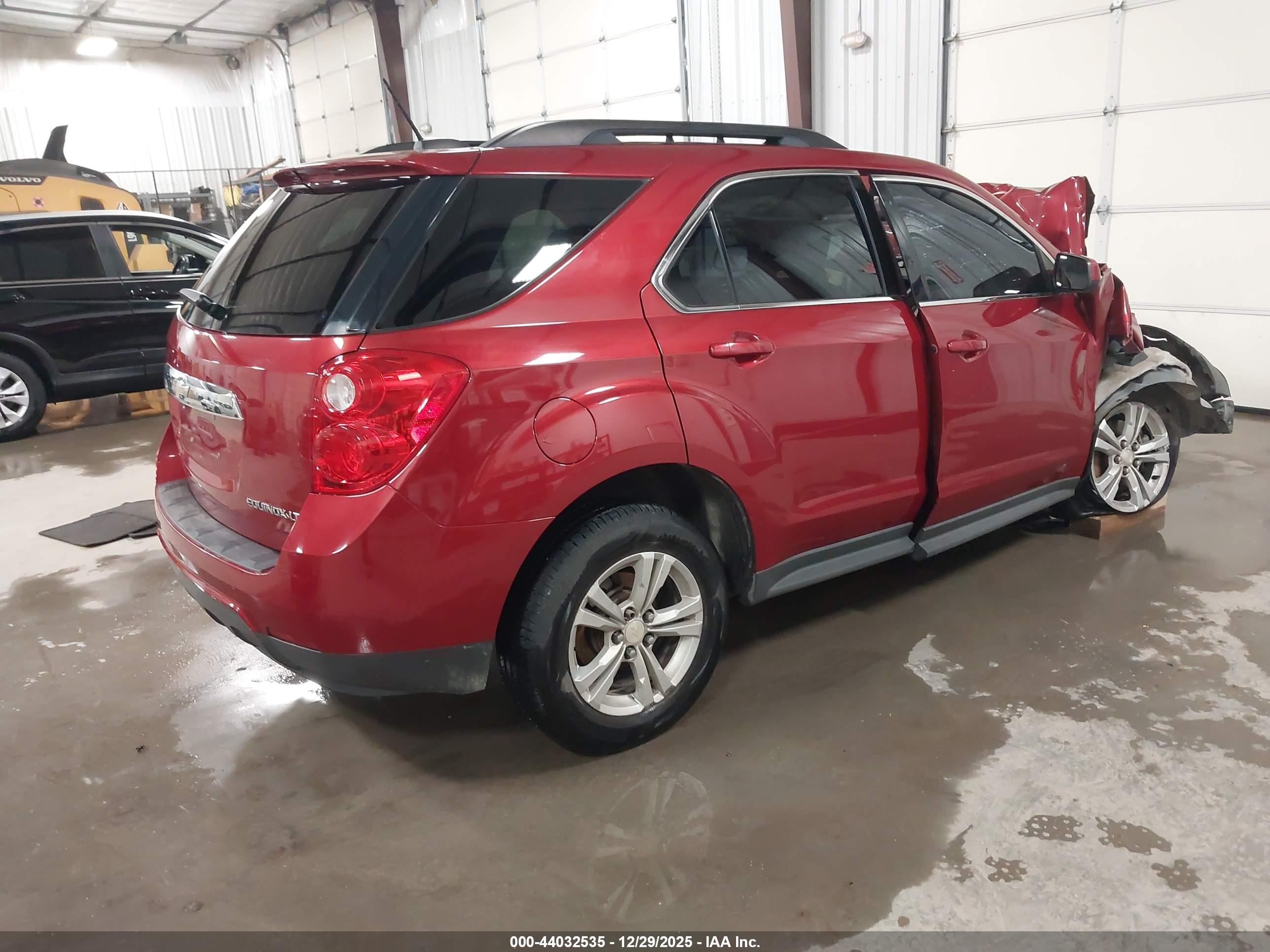 CHEVROLET EQUINOX image 4