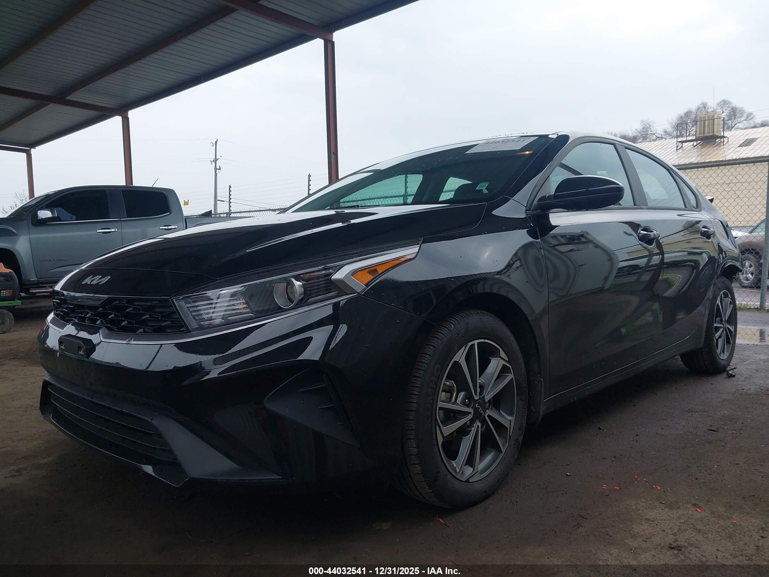 KIA FORTE image 2