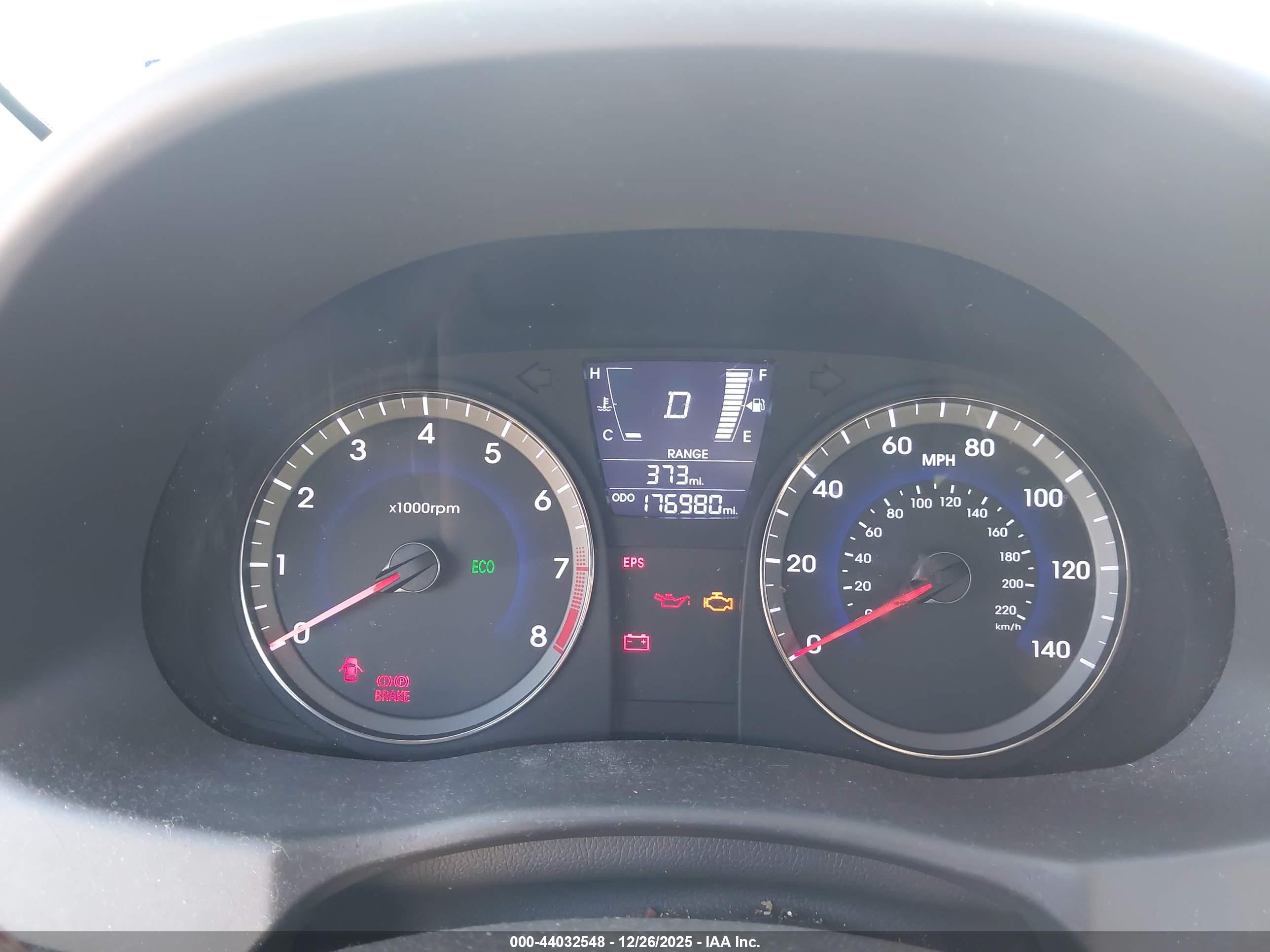 HYUNDAI ACCENT image 7