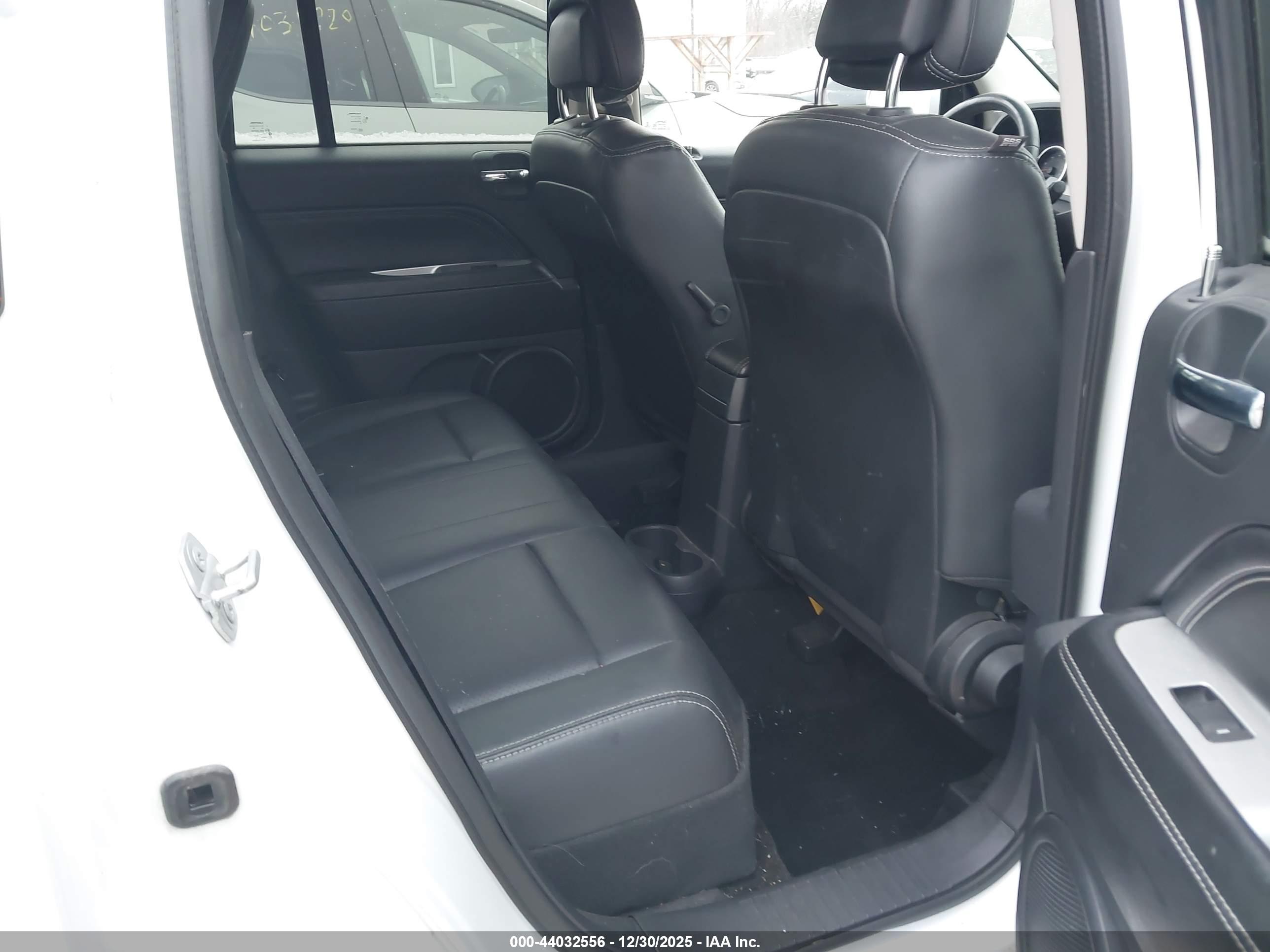 JEEP COMPASS image 8