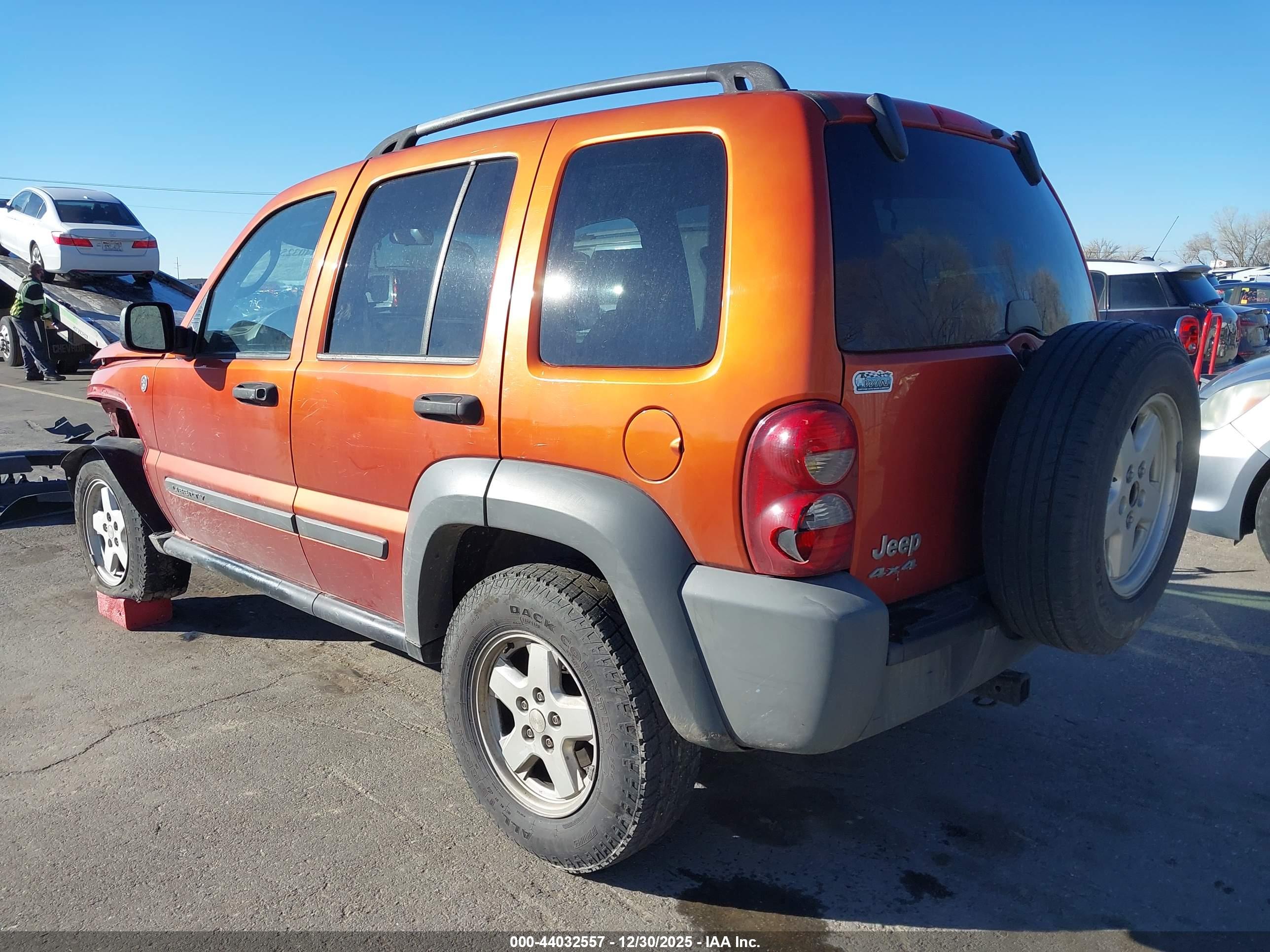 JEEP LIBERTY image 3