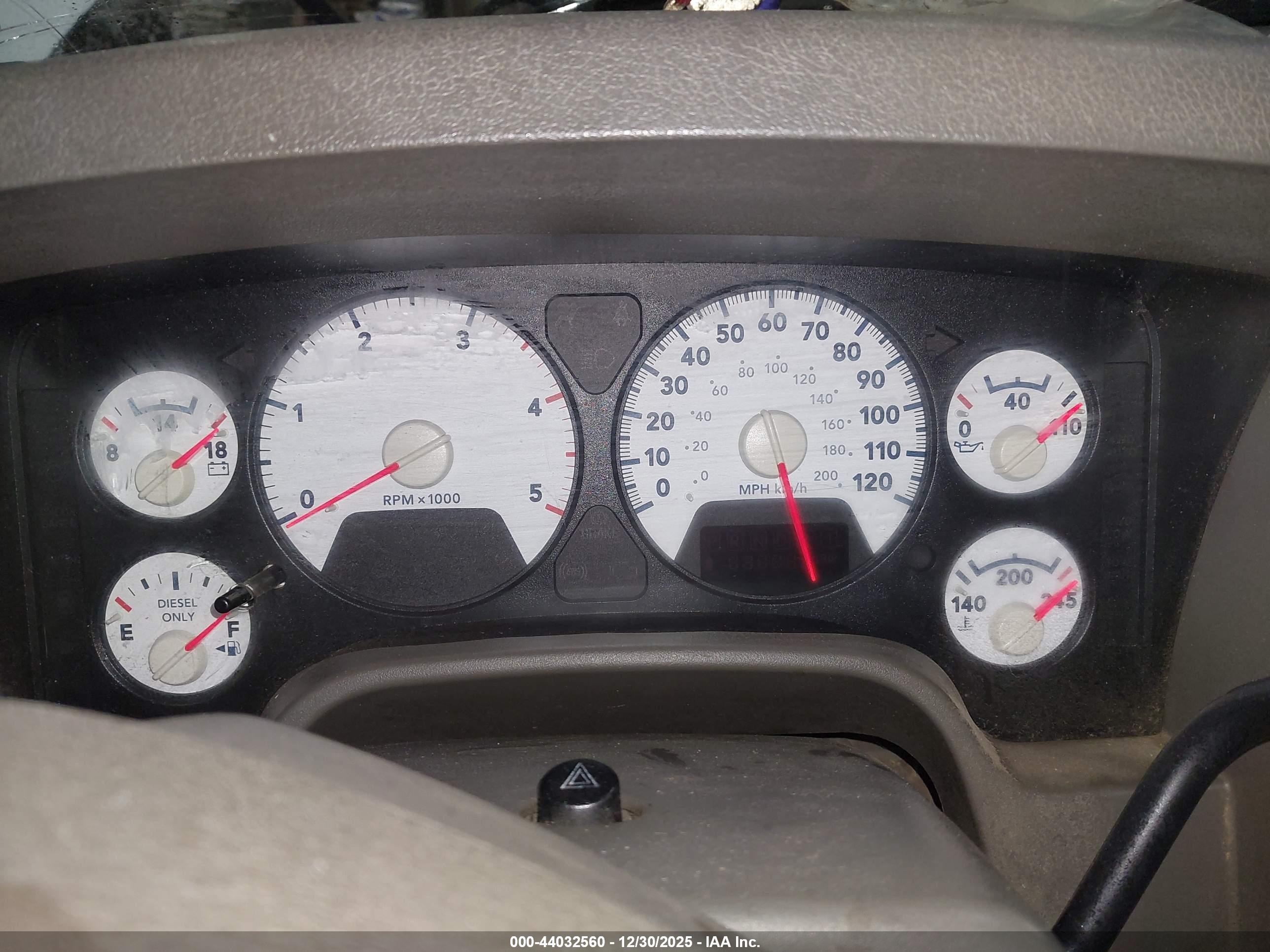 DODGE RAM image 7