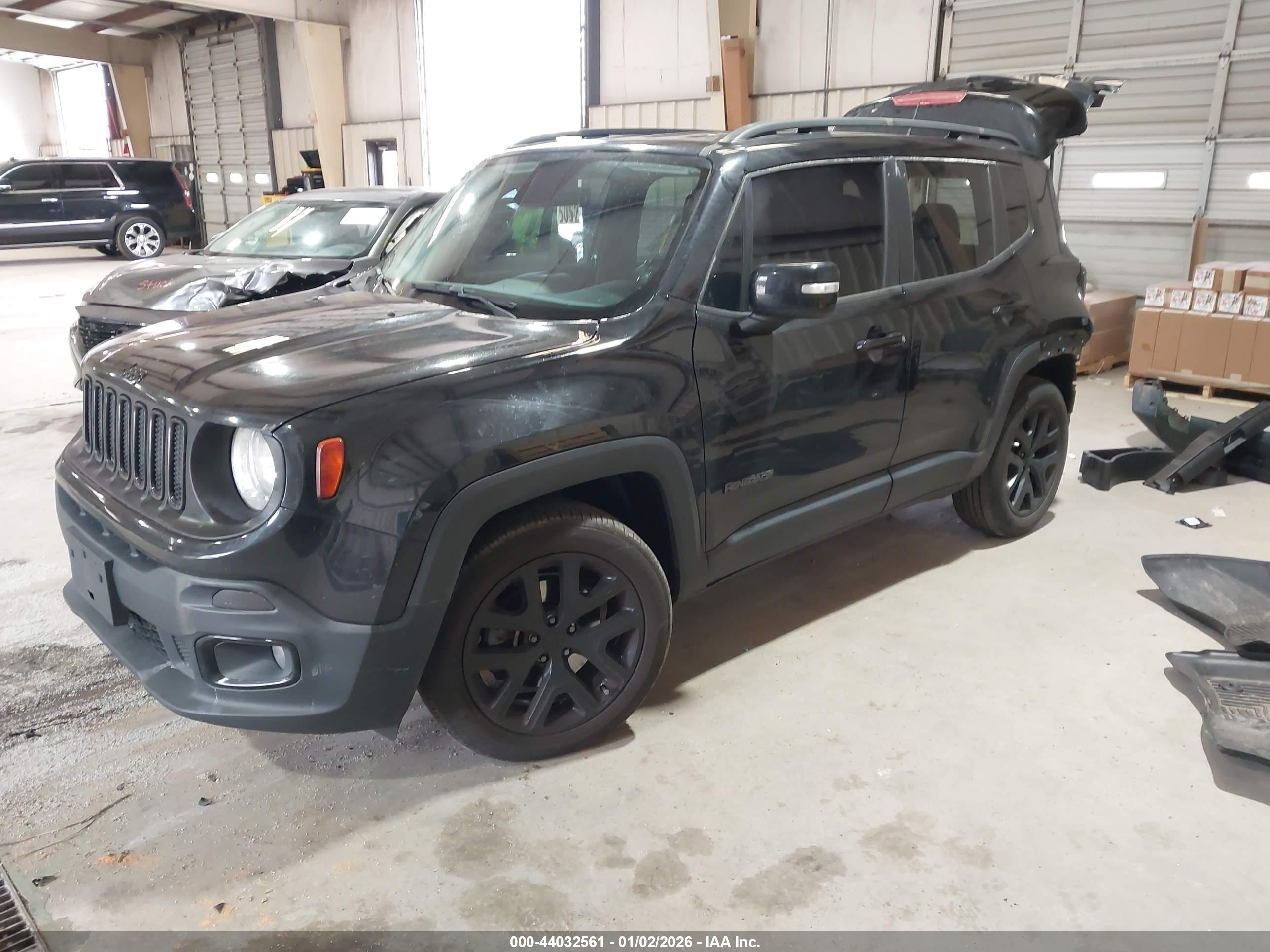 JEEP RENEGADE image 2
