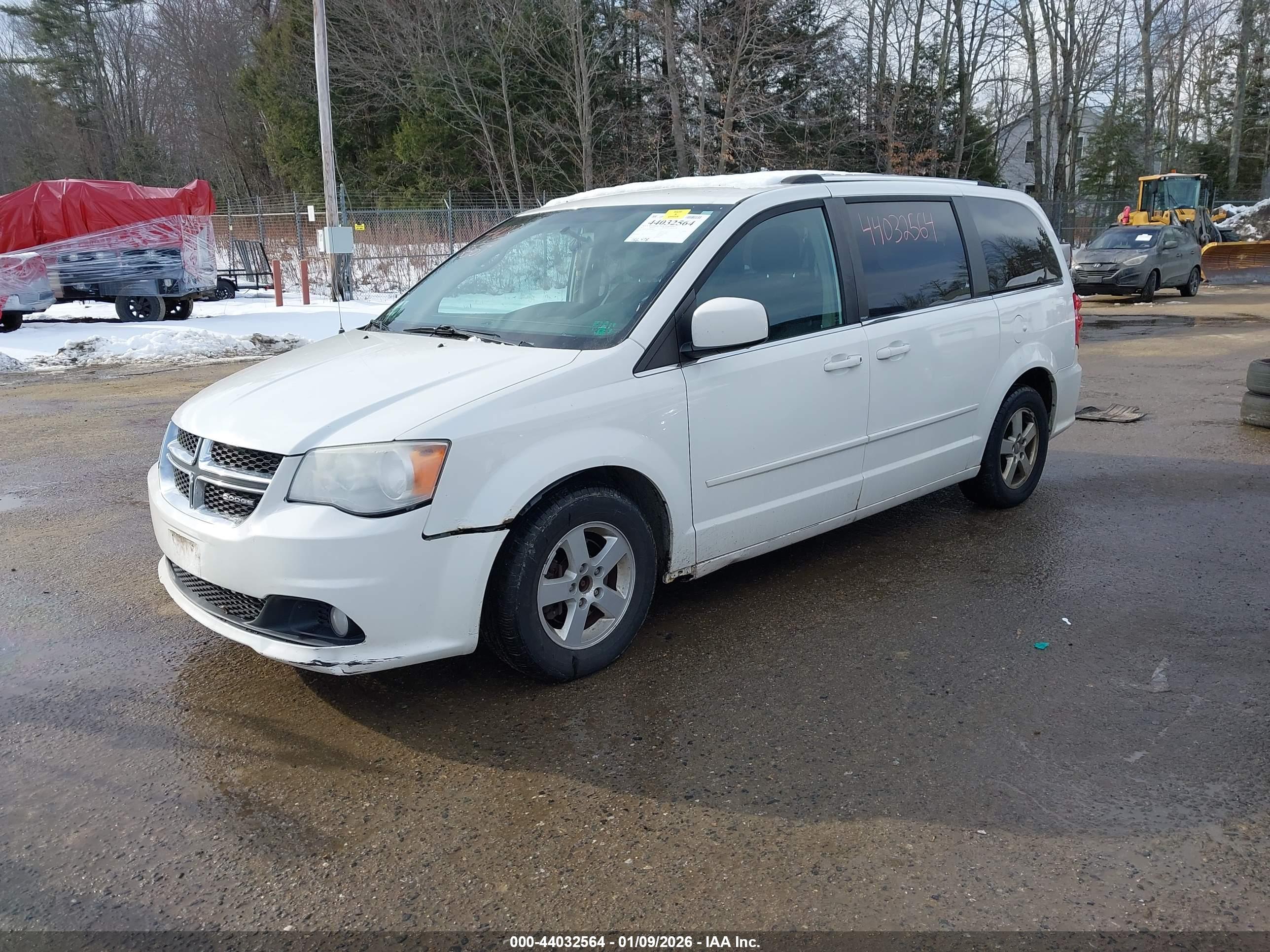 DODGE GRAND image 2