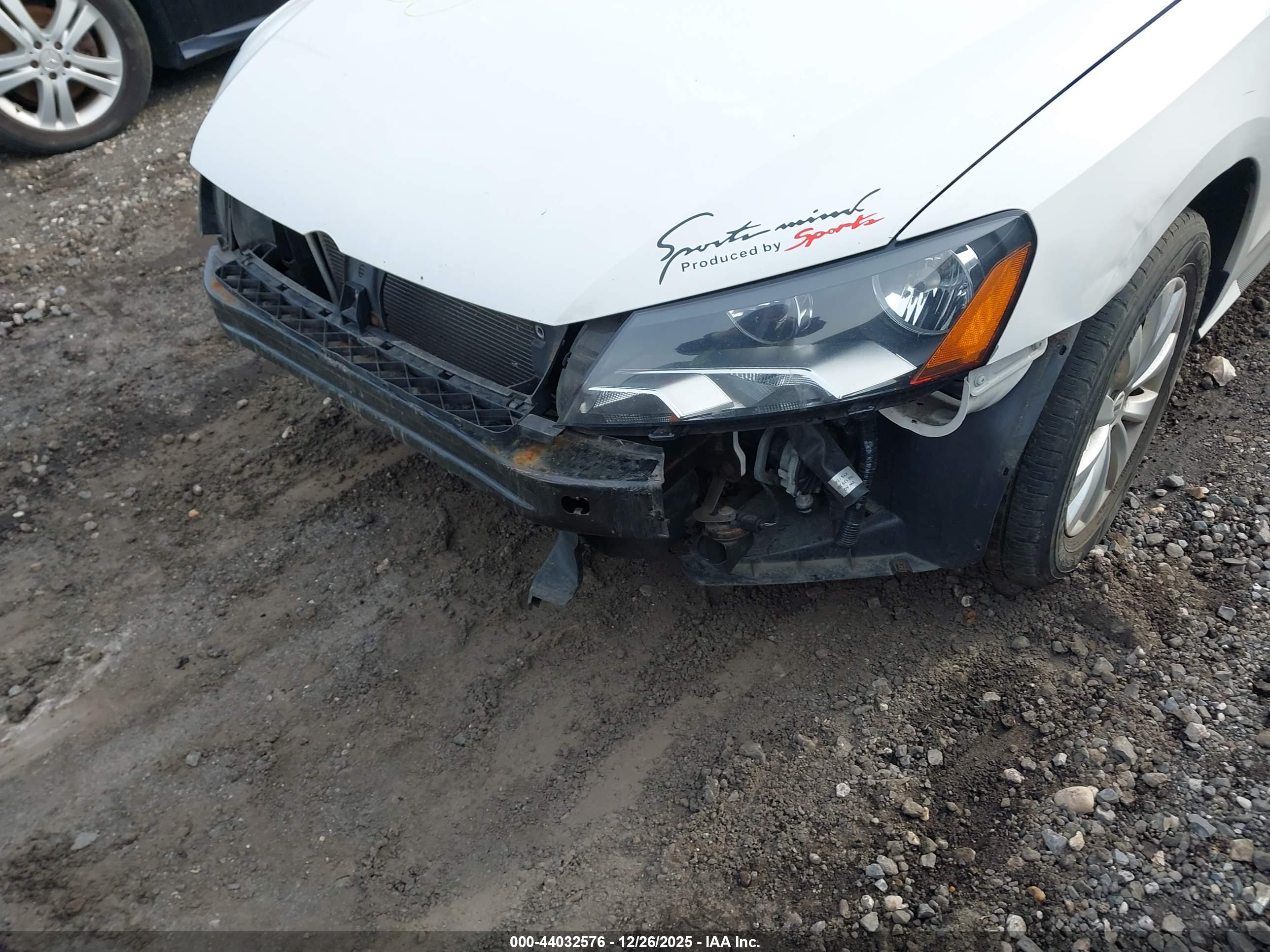 VOLKSWAGEN PASSAT image 6