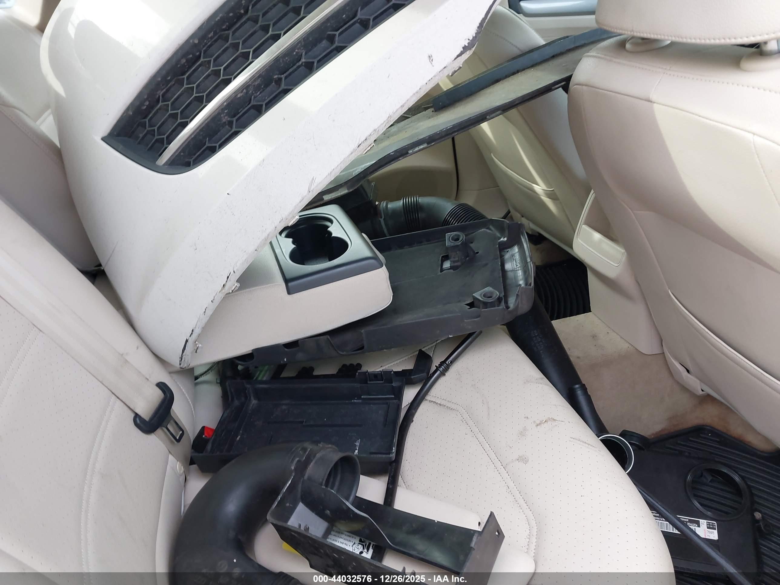 VOLKSWAGEN PASSAT image 8