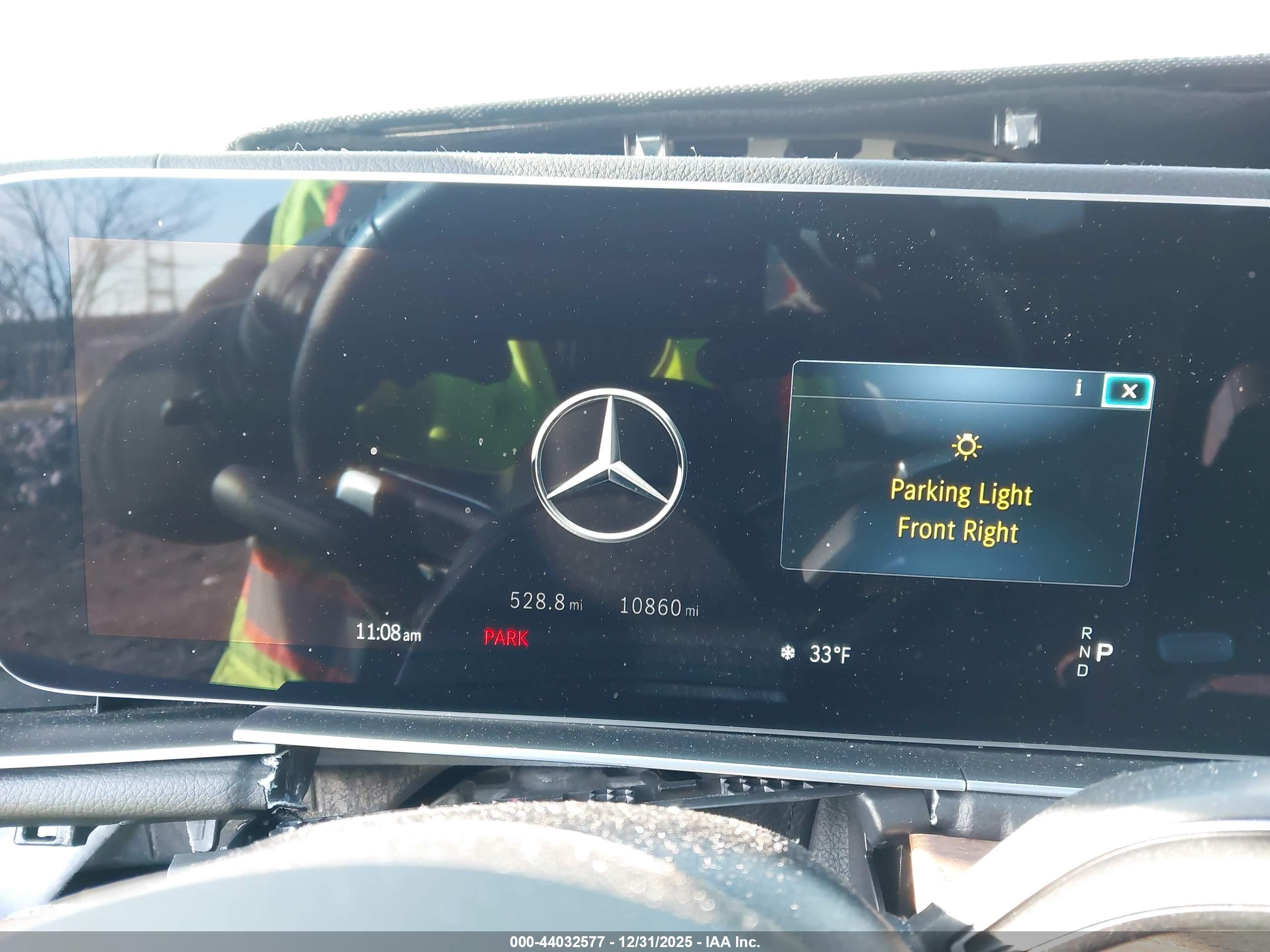 MERCEDES-BENZ GLS image 7