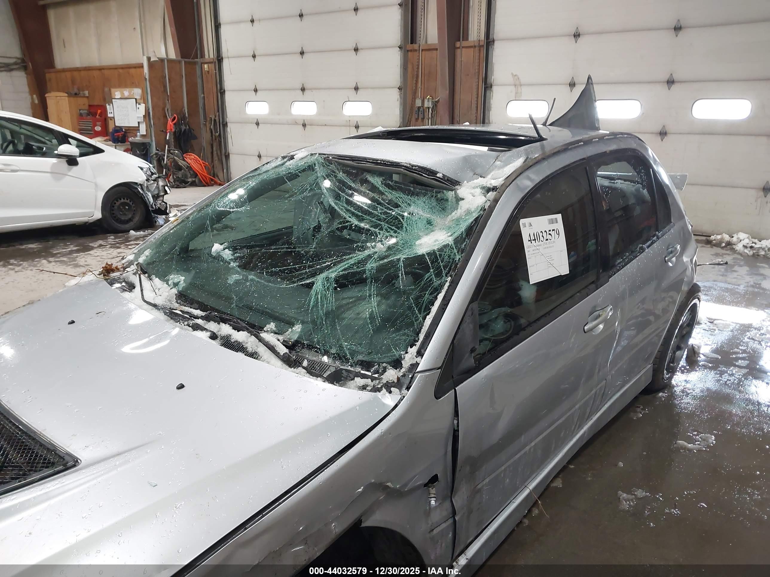 MITSUBISHI LANCER image 6