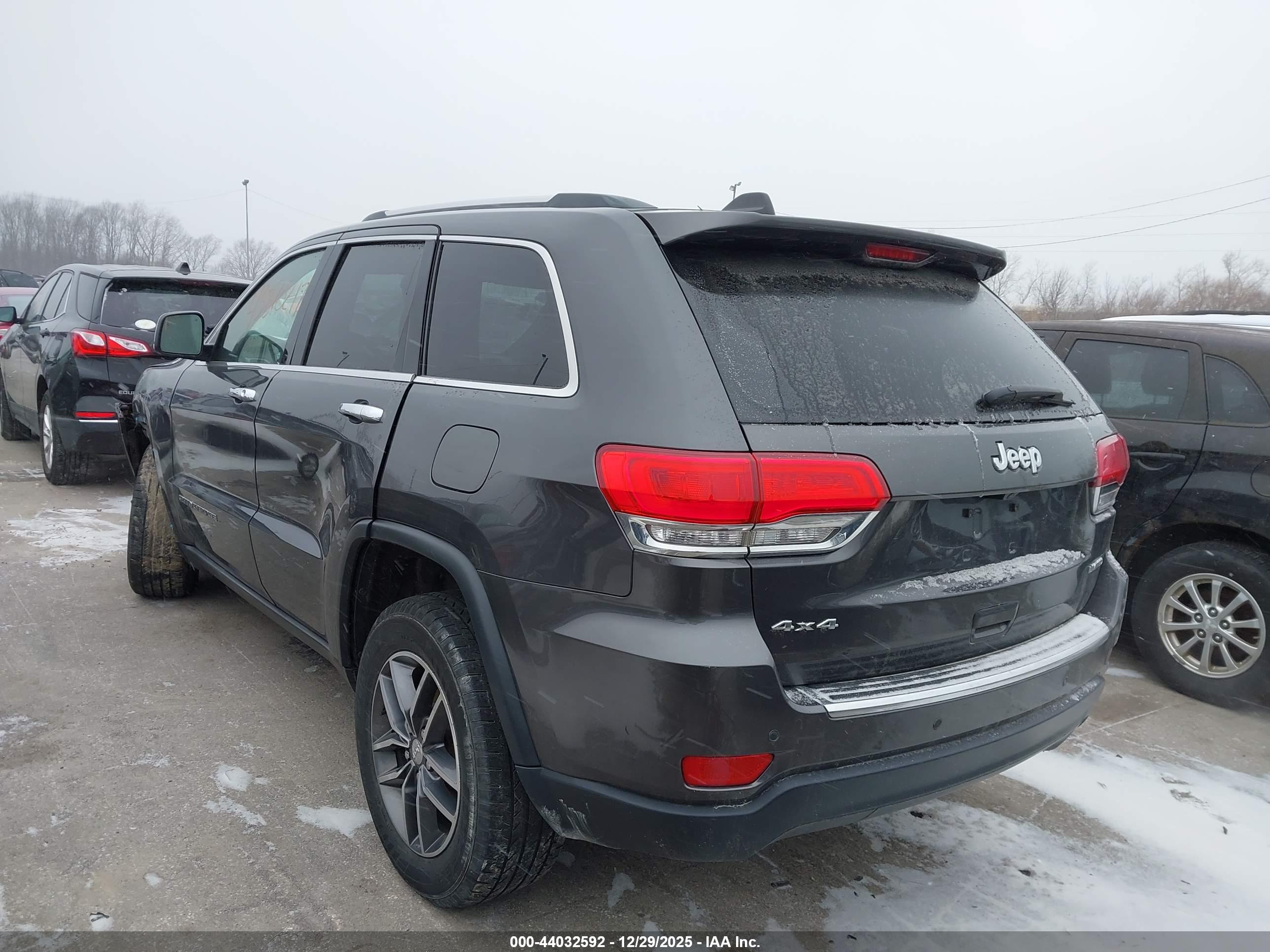 JEEP GRAND image 3