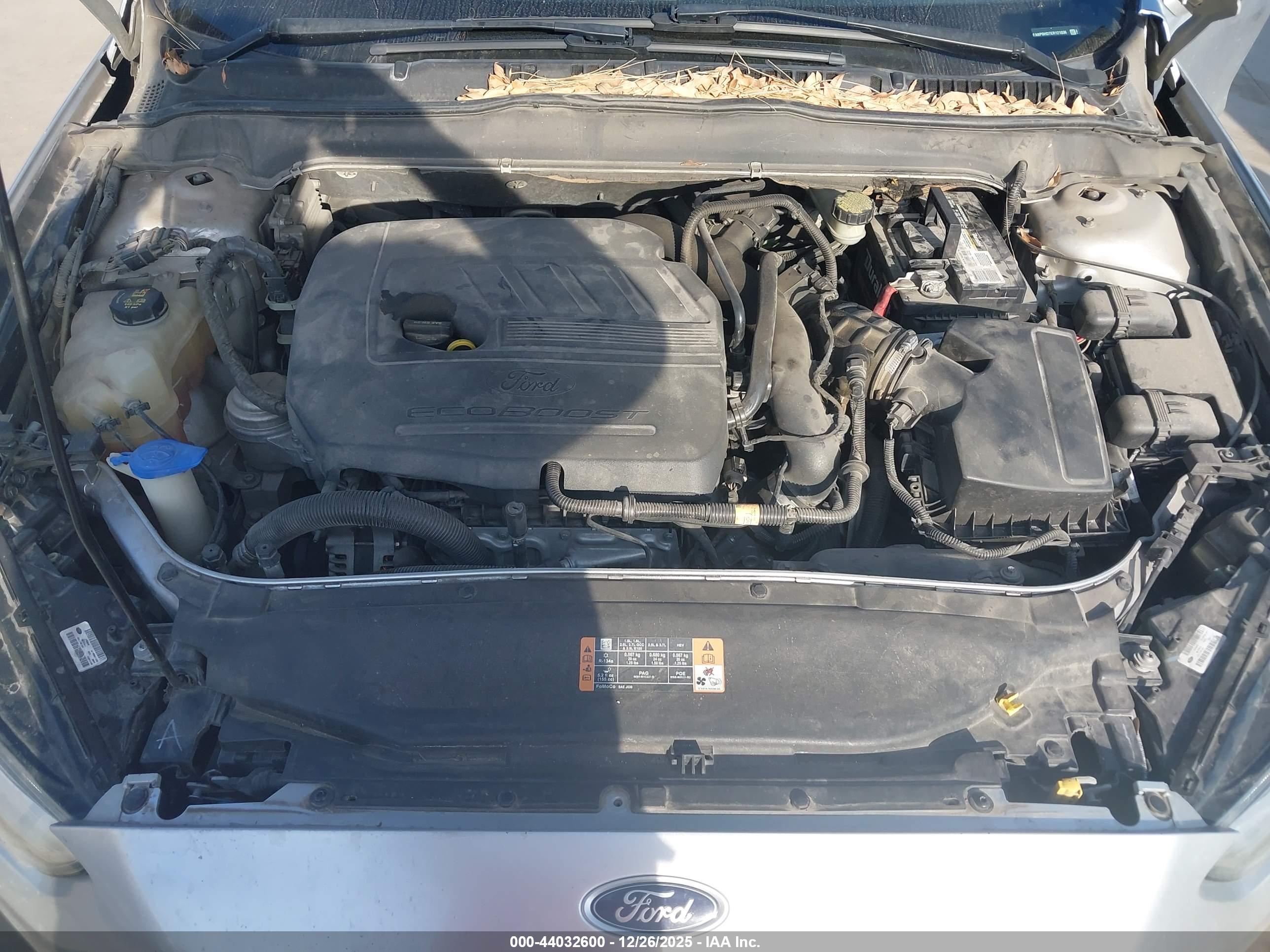 FORD FUSION image 10