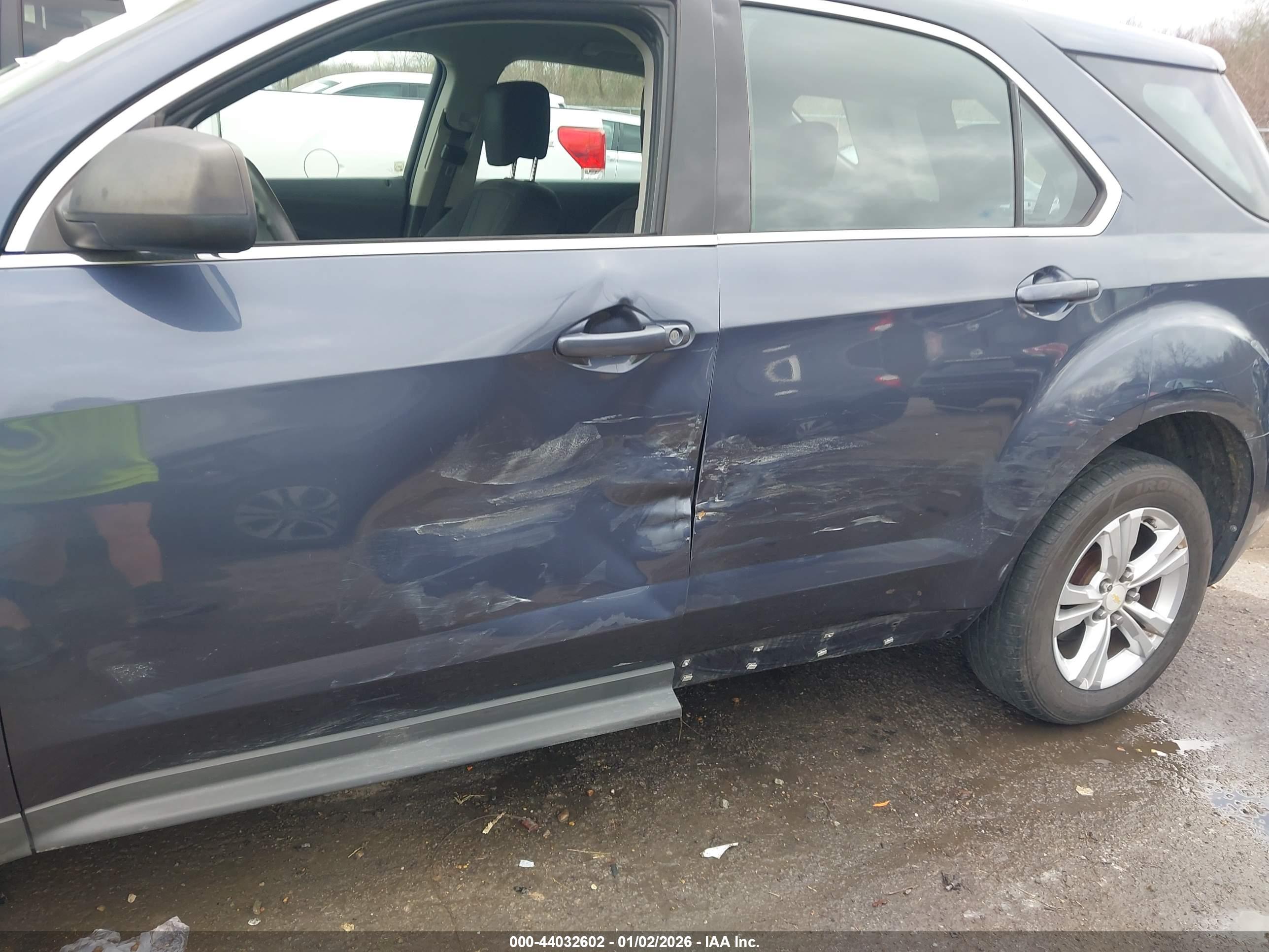 CHEVROLET EQUINOX image 6