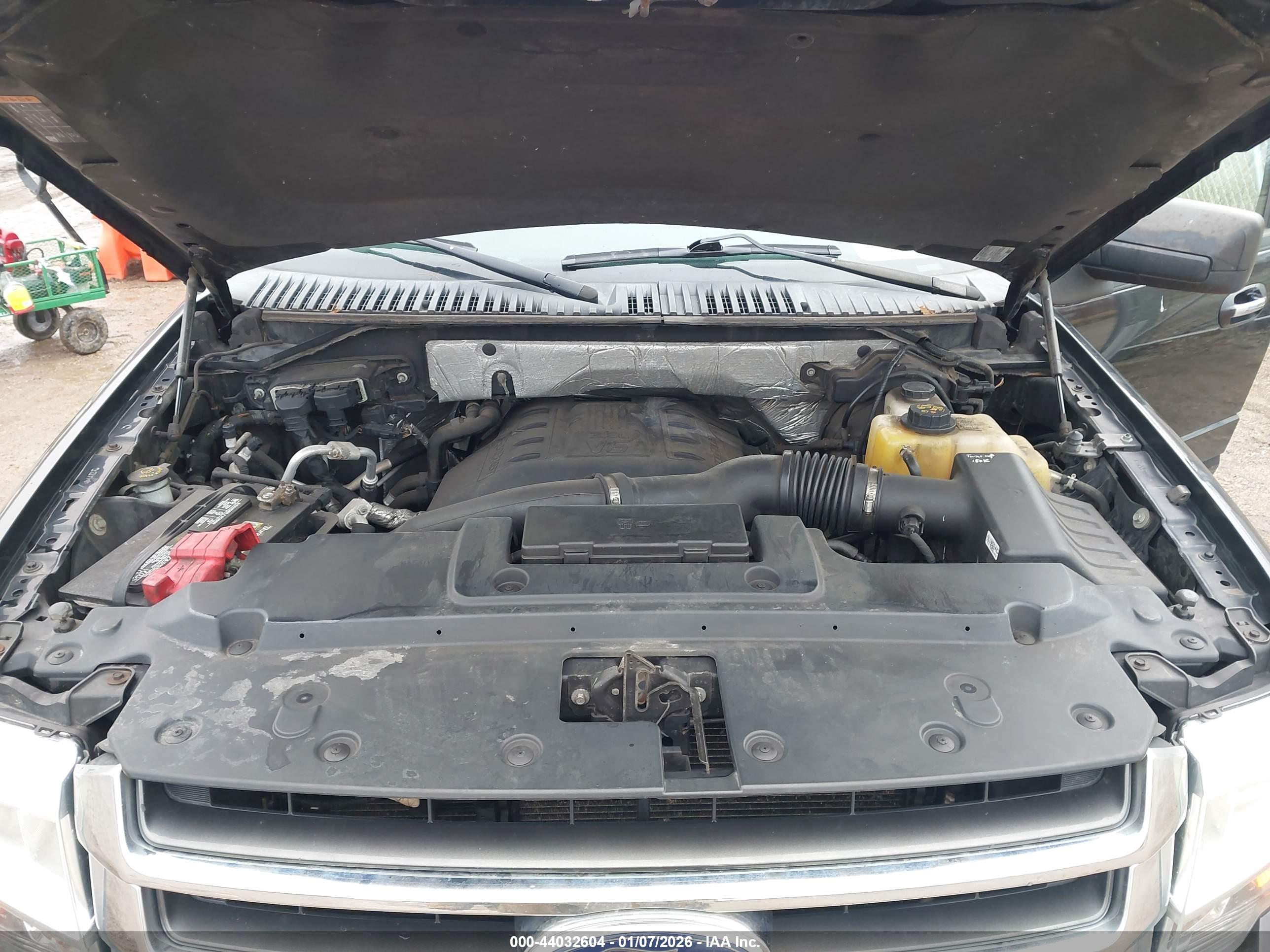 FORD EXPEDITION image 10