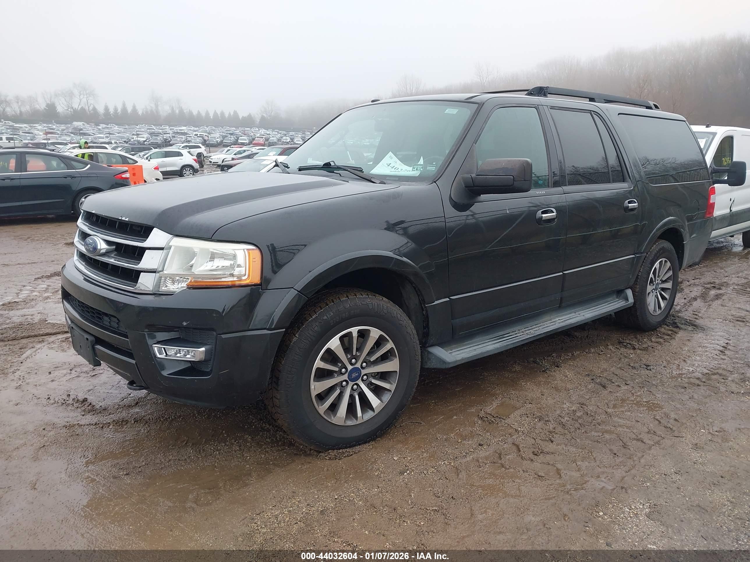 FORD EXPEDITION image 2