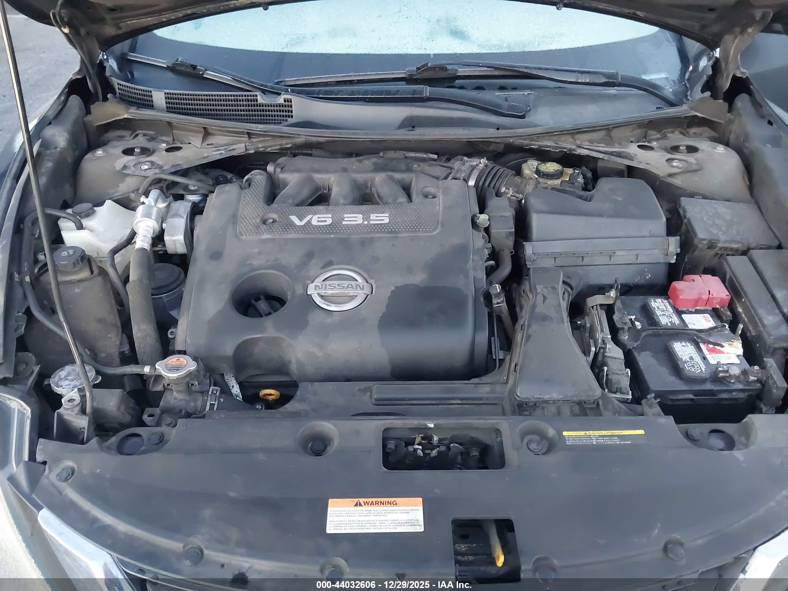 NISSAN ALTIMA image 10