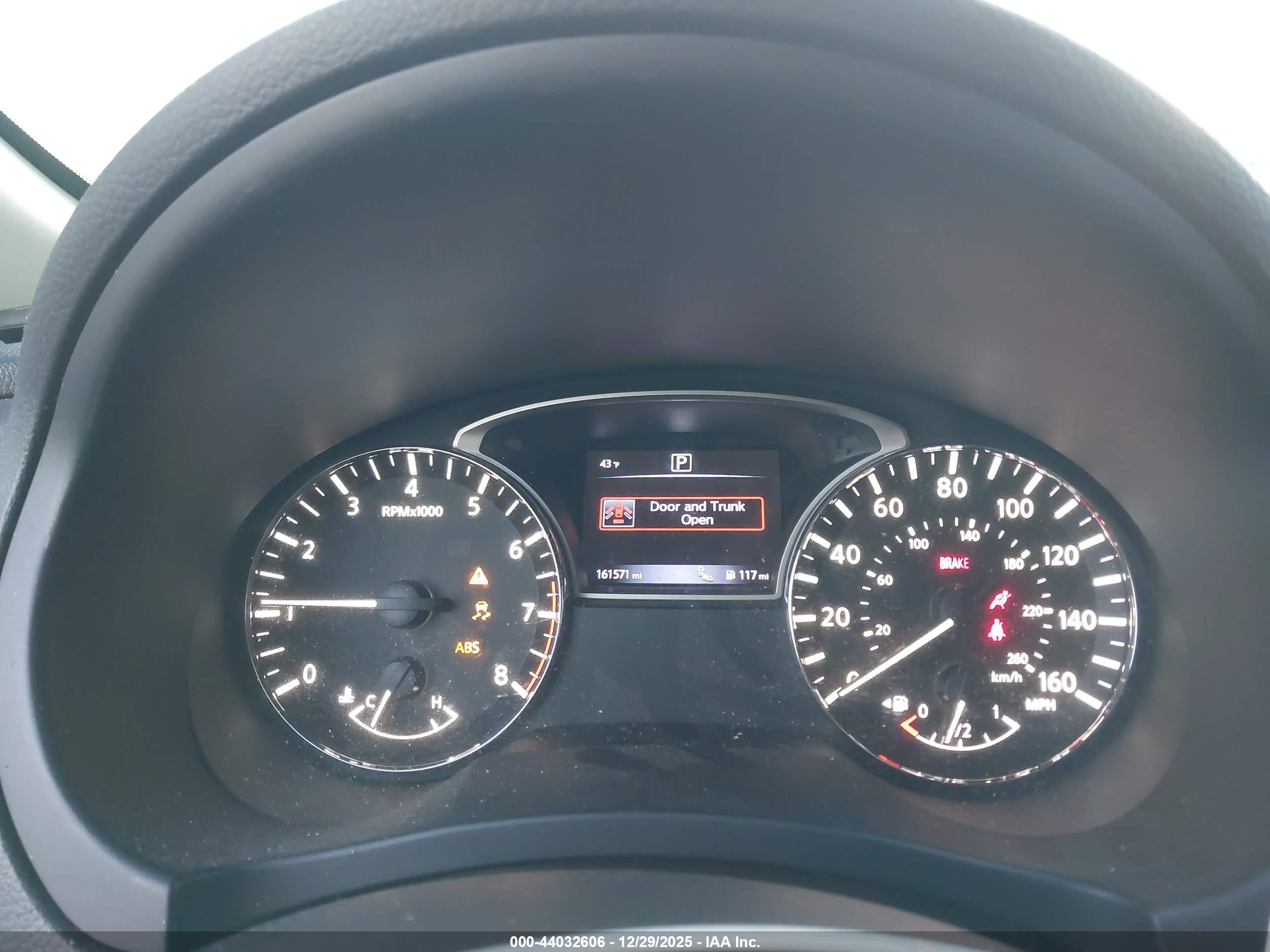 NISSAN ALTIMA image 7