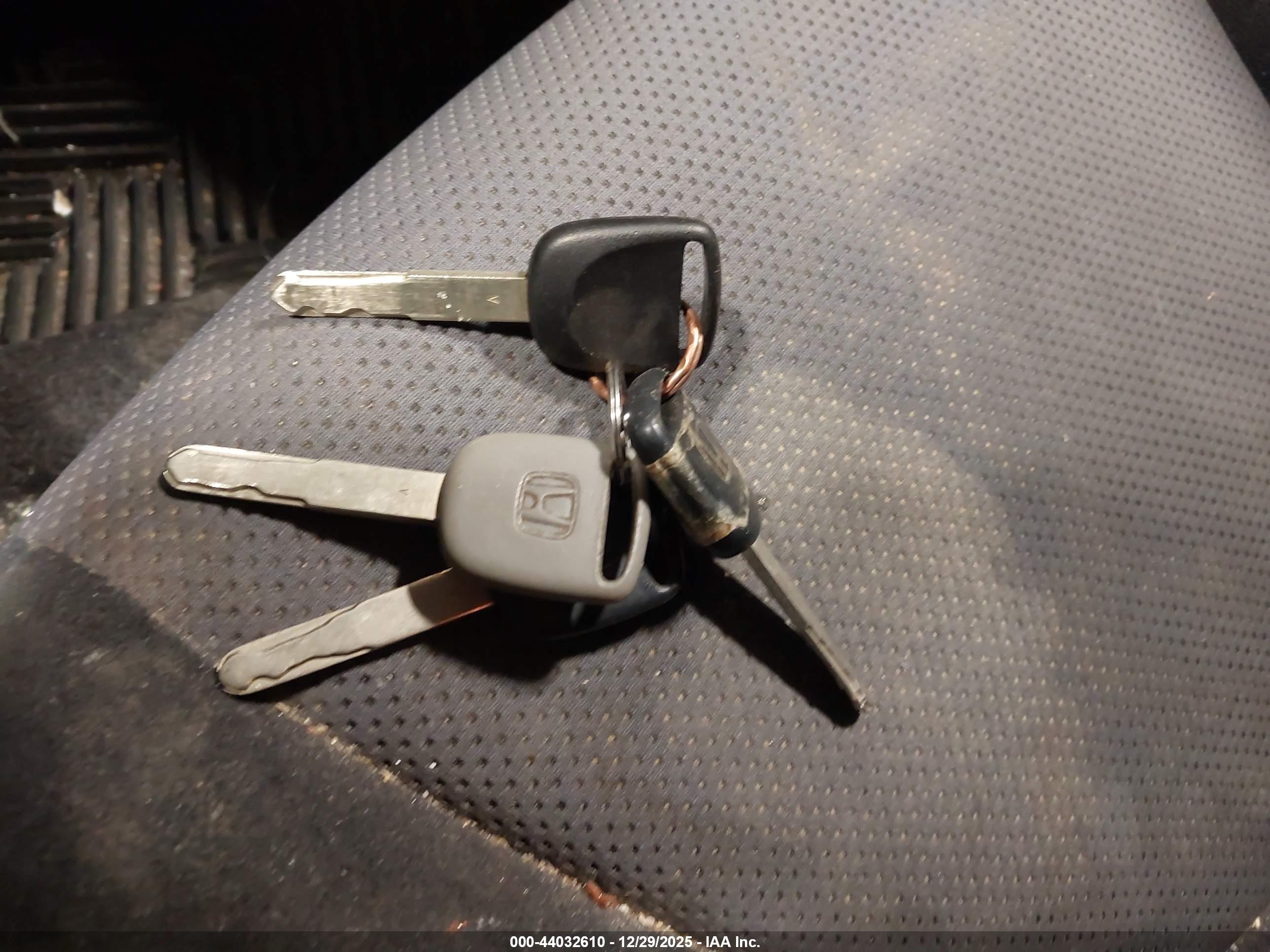 HONDA FIT image 11